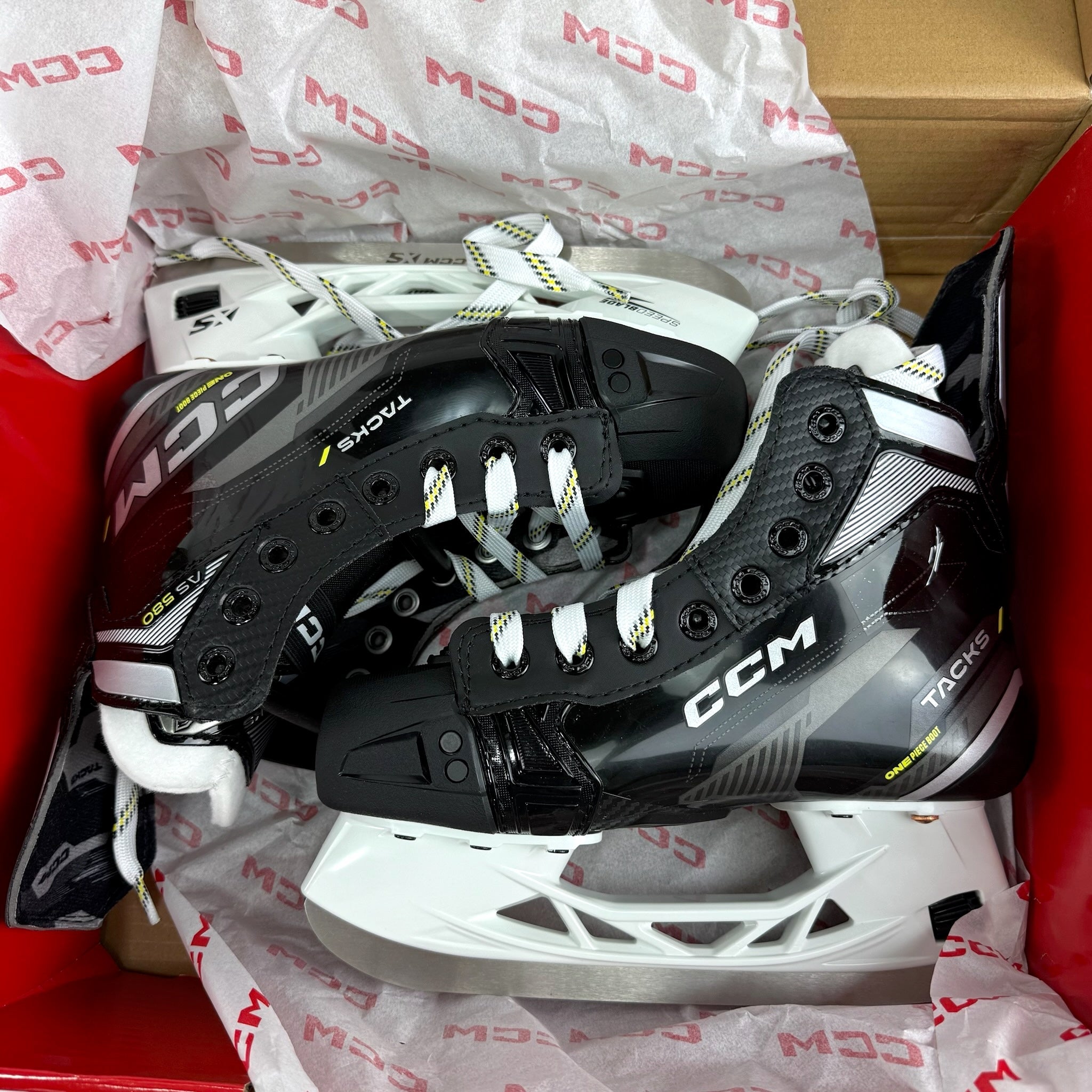 New CCM Tacks AS580 Skates | Jr 1.5-2.5 R | J722 - Top Flight Hockey