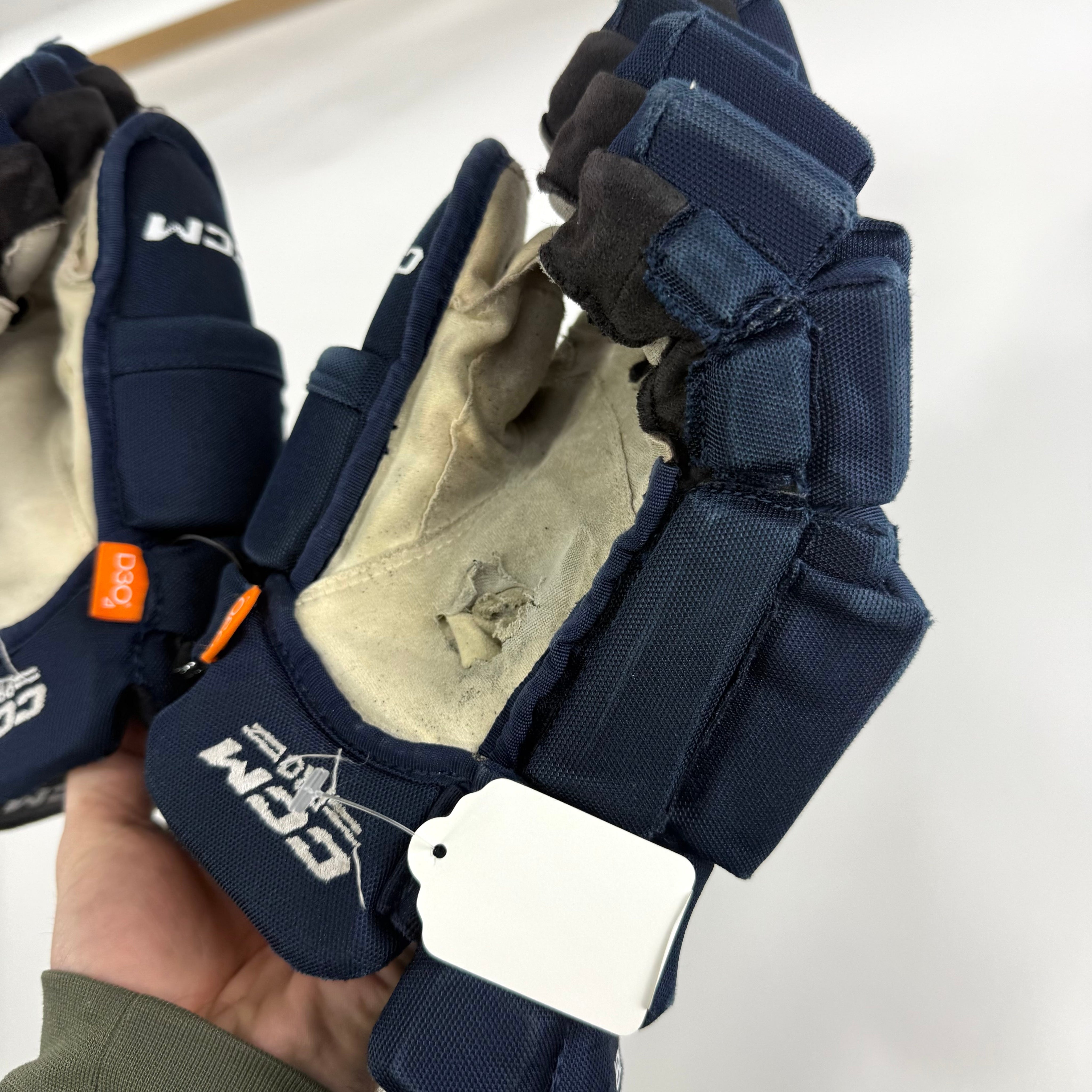 Used Navy CCM Tacks Pro Gloves | 14" | D373