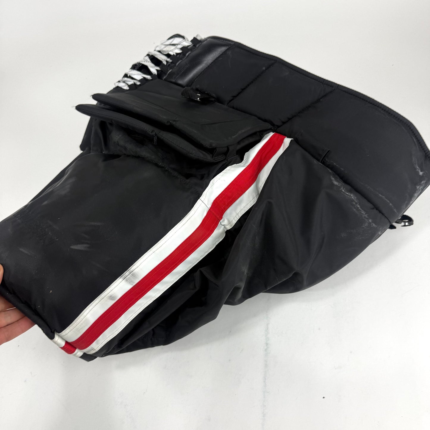 Used Chicago Blackhawks Vauighn Goalie Pants - XL - Mrázek - #L553