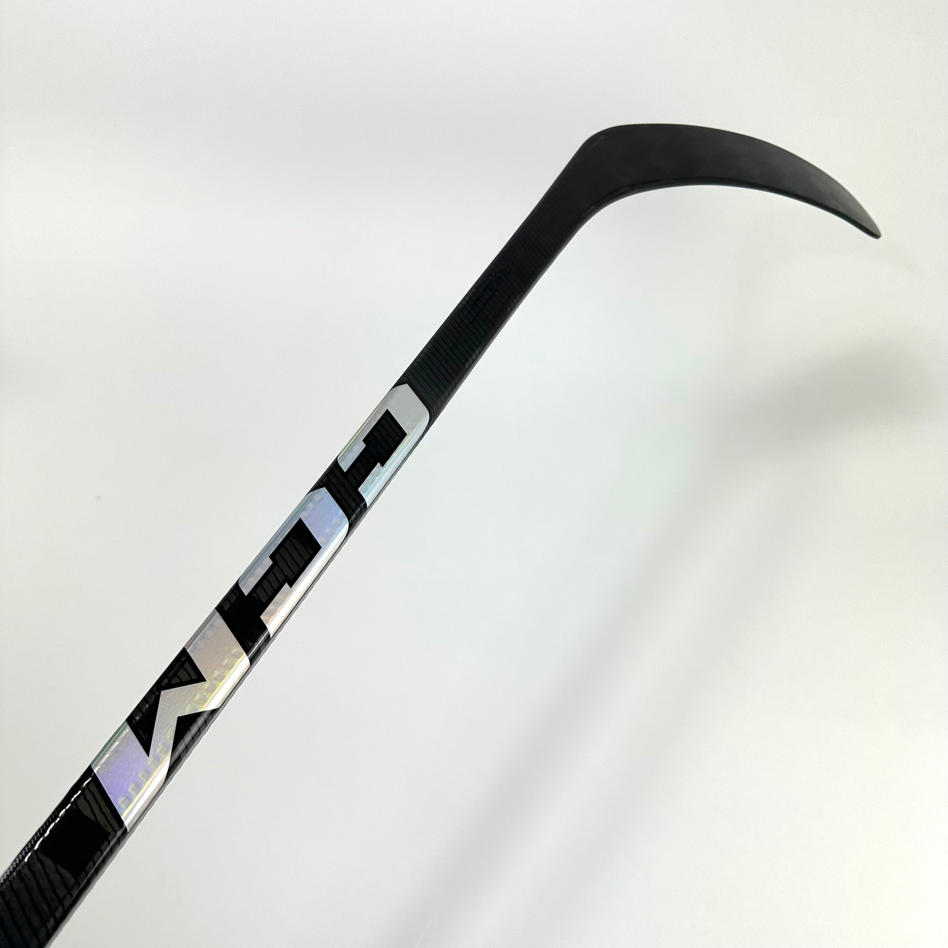 New Left Chrome CCM Jetspeed FT6 Pro | 80 Flex P90 Curve Grip | Iafallo | H83