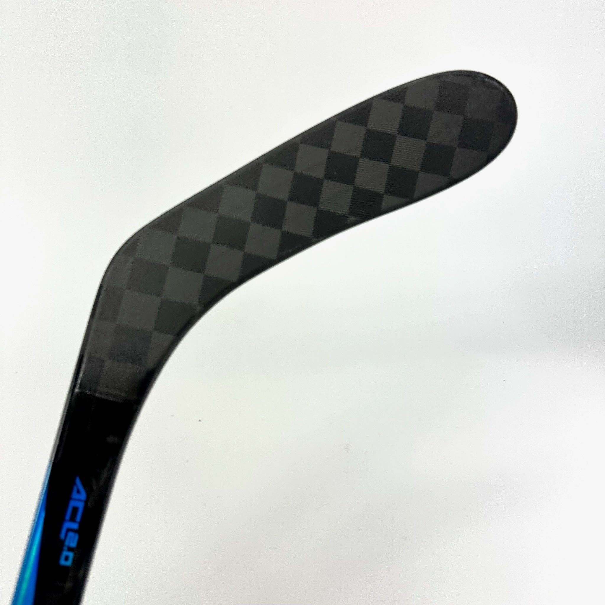 New Right Bauer Nexus Sync | 102 Flex P28 Curve Grip | Bogosian | K87