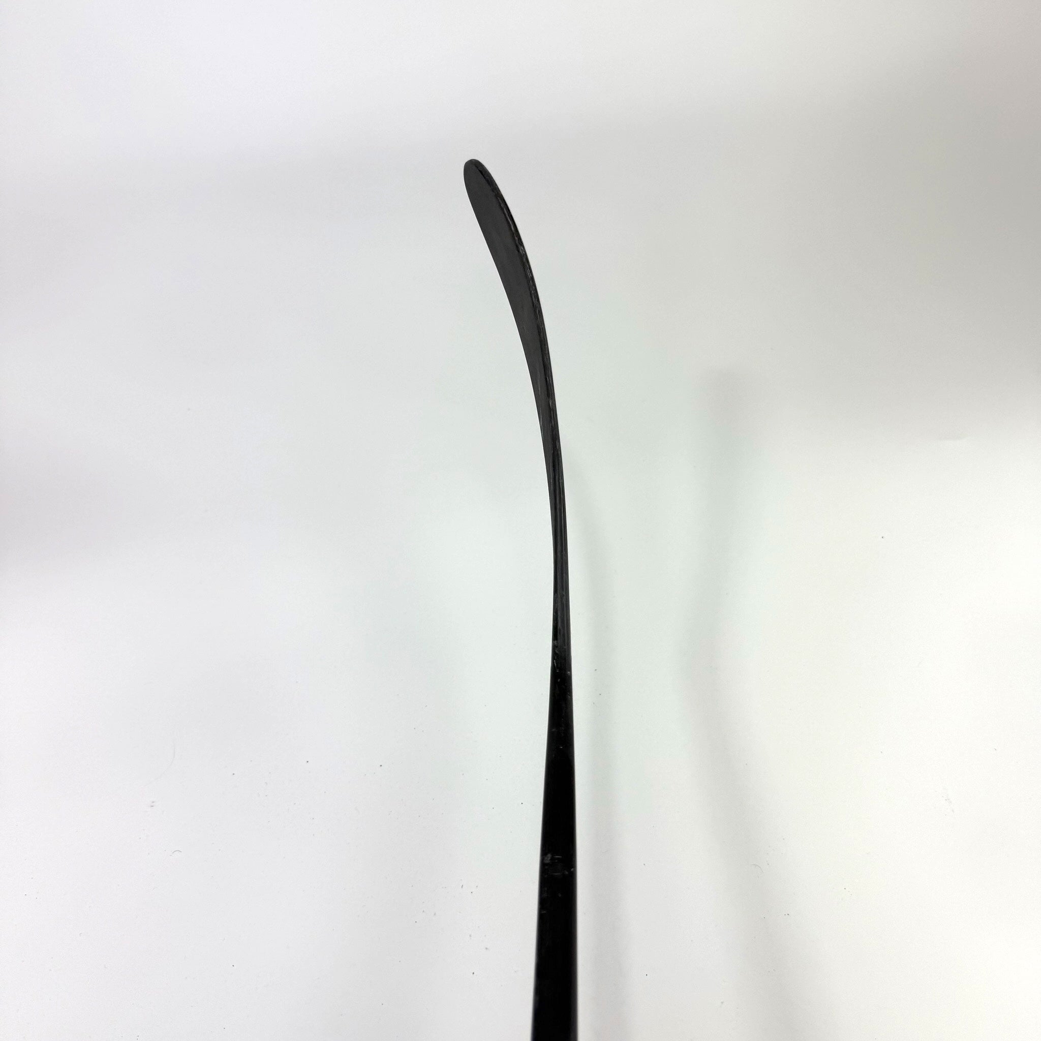 New Right Black CCM Jetspeed FT7 Pro | 85 Flex P28 Curve Grip | F420