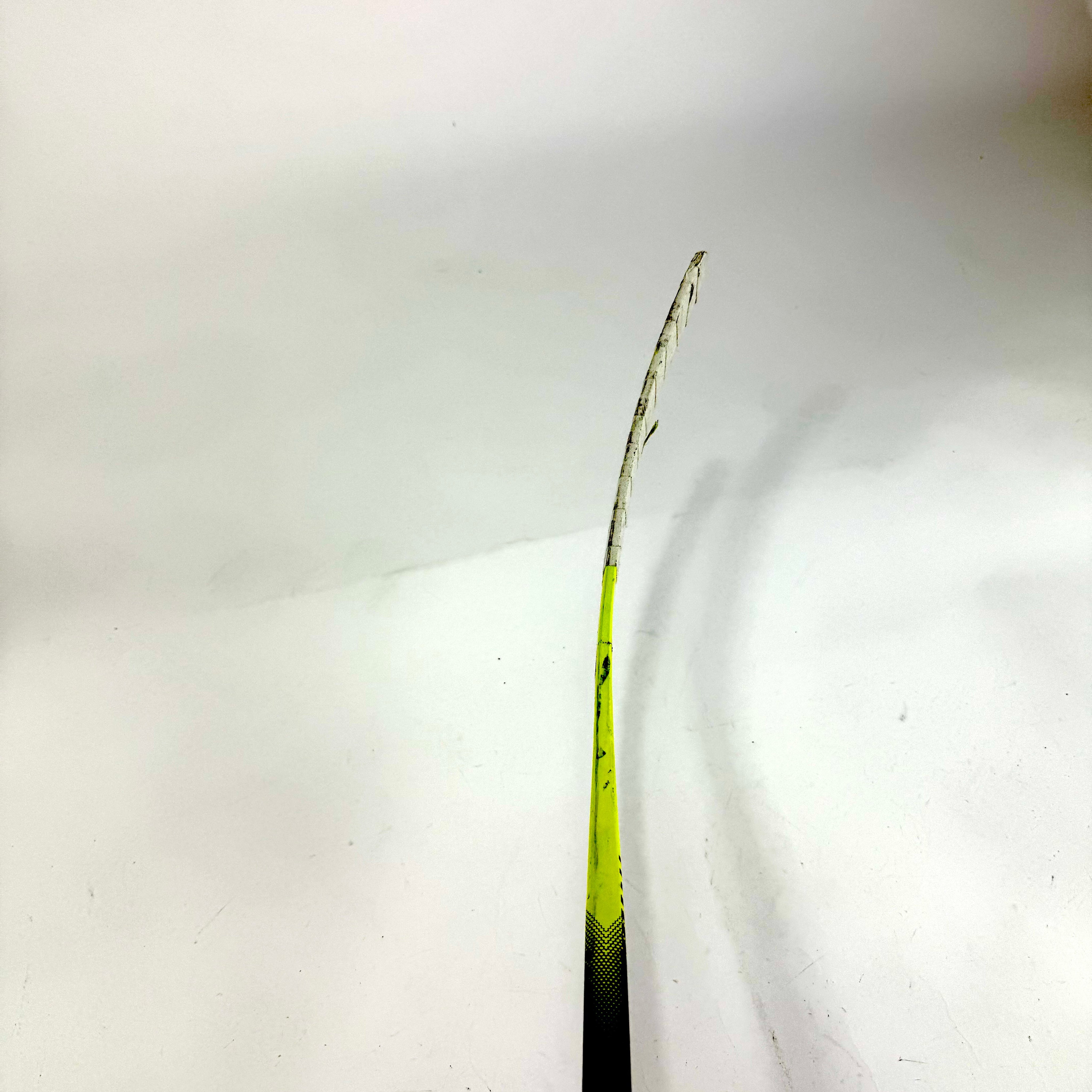 Used Left Warrior Alpha DX One | 85 Flex W88 Curve Grip | E633 - Top Flight Hockey