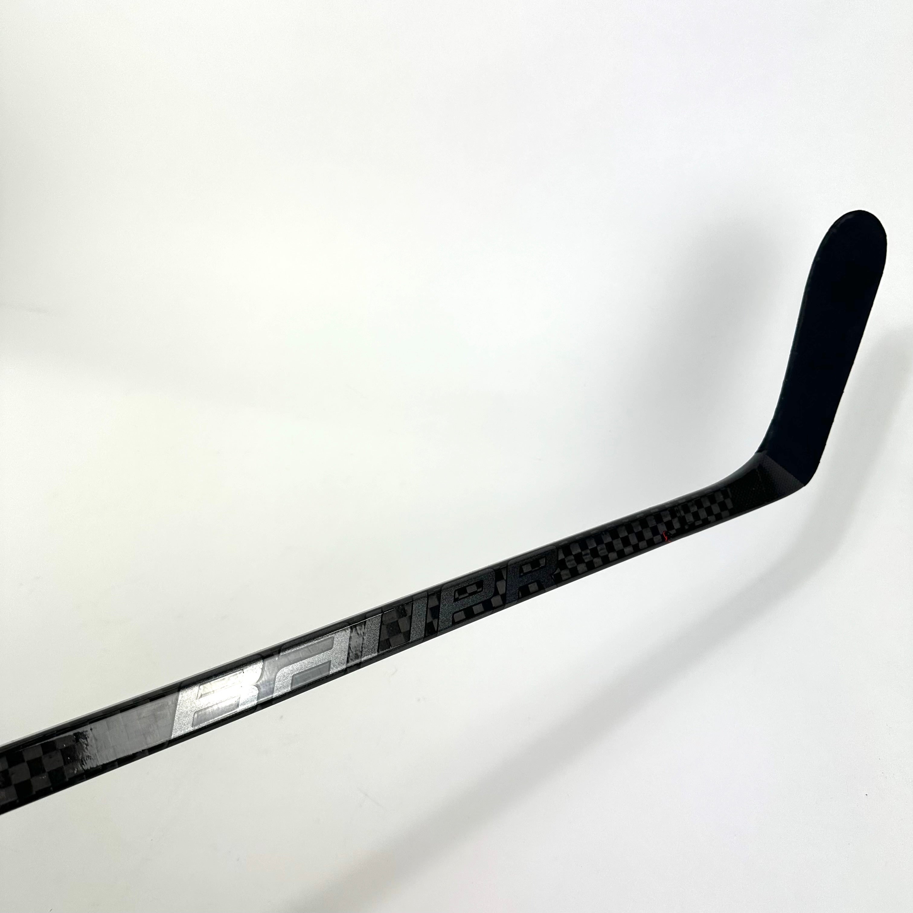 Used Once KUCHEROV Blacked Out Bauer Hyperlite G3 Profile - 77 Flex - Kucherov Curve - Stick#80