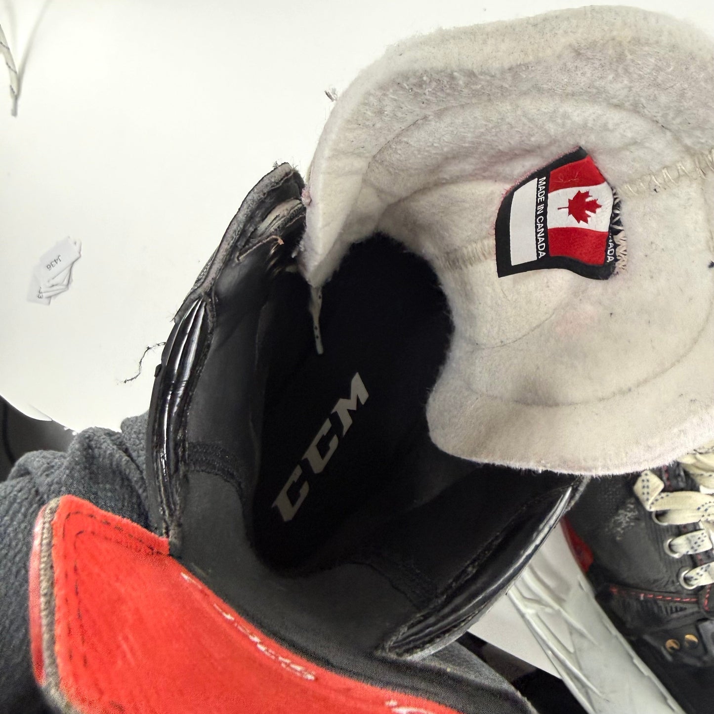 Used CCM Jetspeed FT4 Skates | Size 7.5 D | J681 - Top Flight Hockey