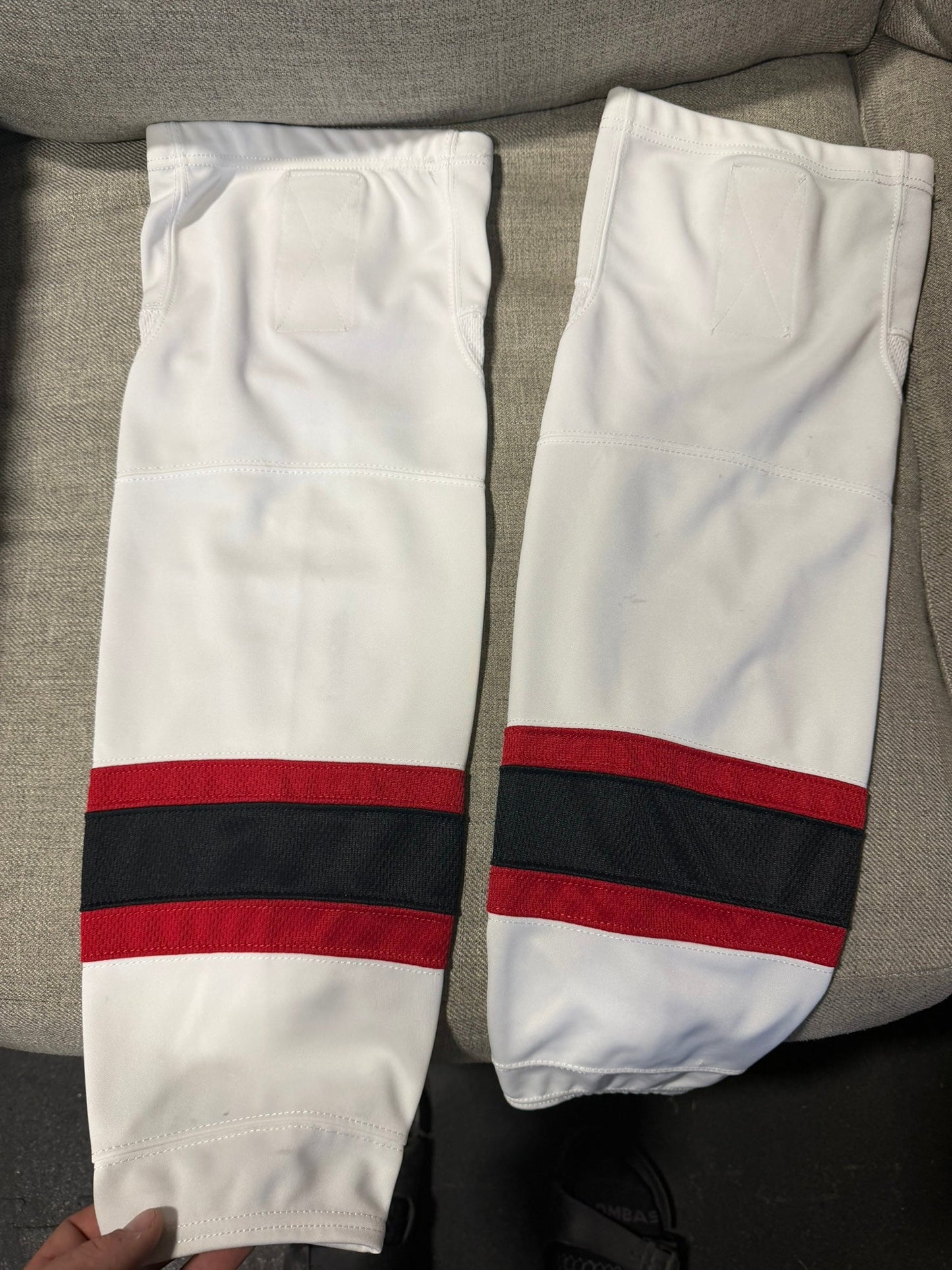 White Blackhawks junior 24” socks