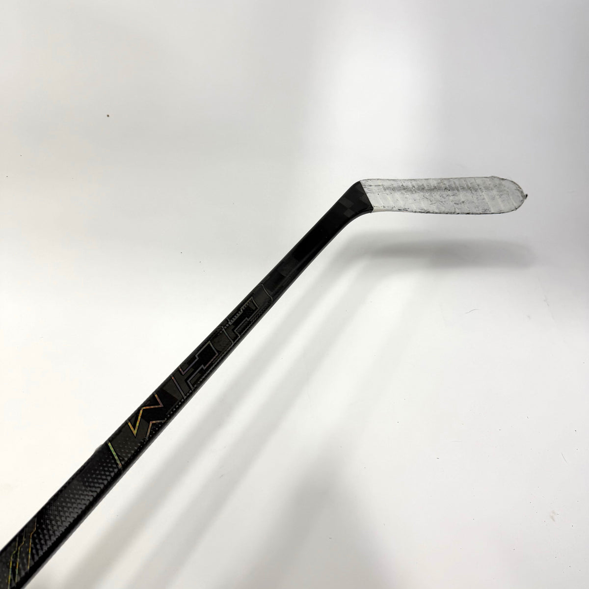 Used Right CCM Tacks XF Ghost | 85 Flex P28M Curve Grip | AB339 - Top Flight Hockey