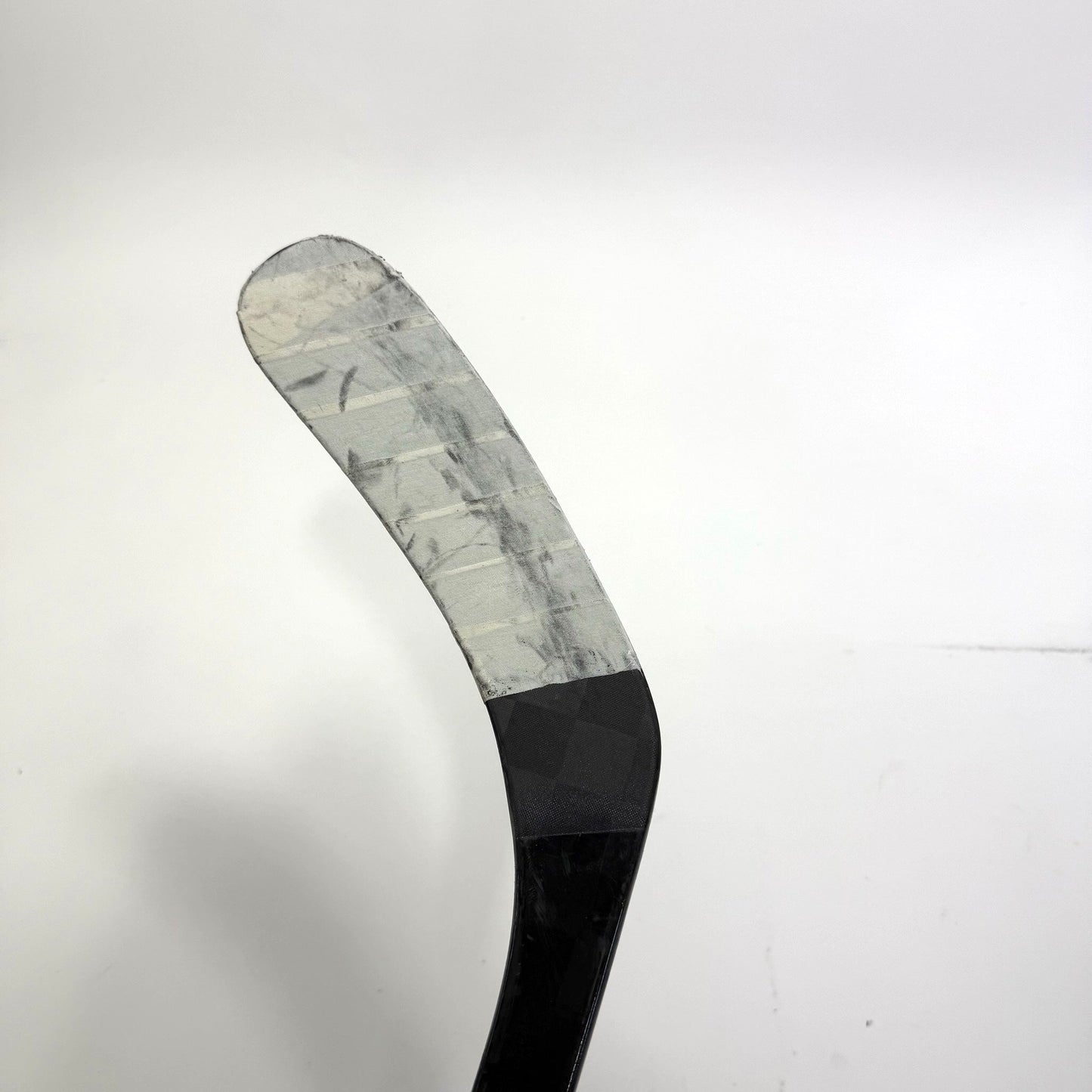 Used Left Warrior Covert QR6 Pro | 85 Flex w03 Curve Grip | Lukas Reichel | BH158