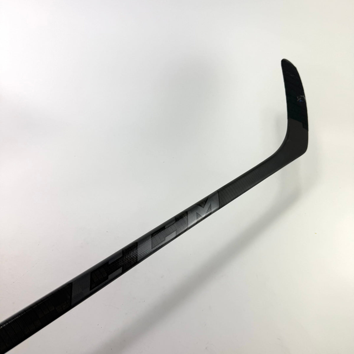 Used Right CCM Ribcor Trigger 6 Pro | 80 Flex Flat Curve Grip | U99 - Top Flight Hockey