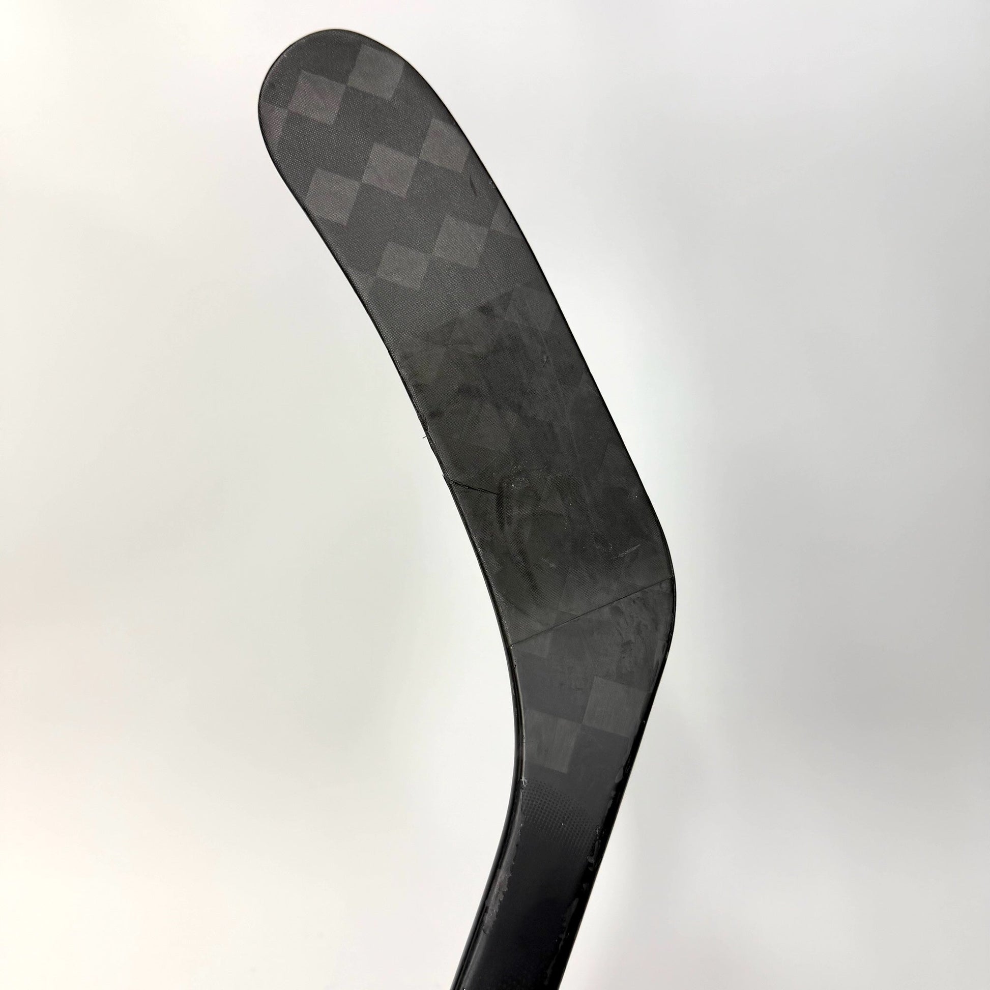 Used Left Black CCM Jetspeed FT8 Pro | 75 Flex P28M Curve Grip | AB981 - Top Flight Hockey