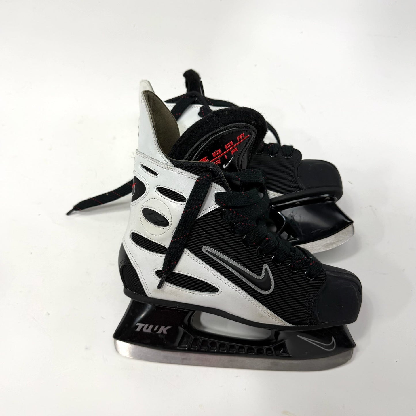 Used Nike Zoom Air Hockey Skates | Youth Size 4.5
