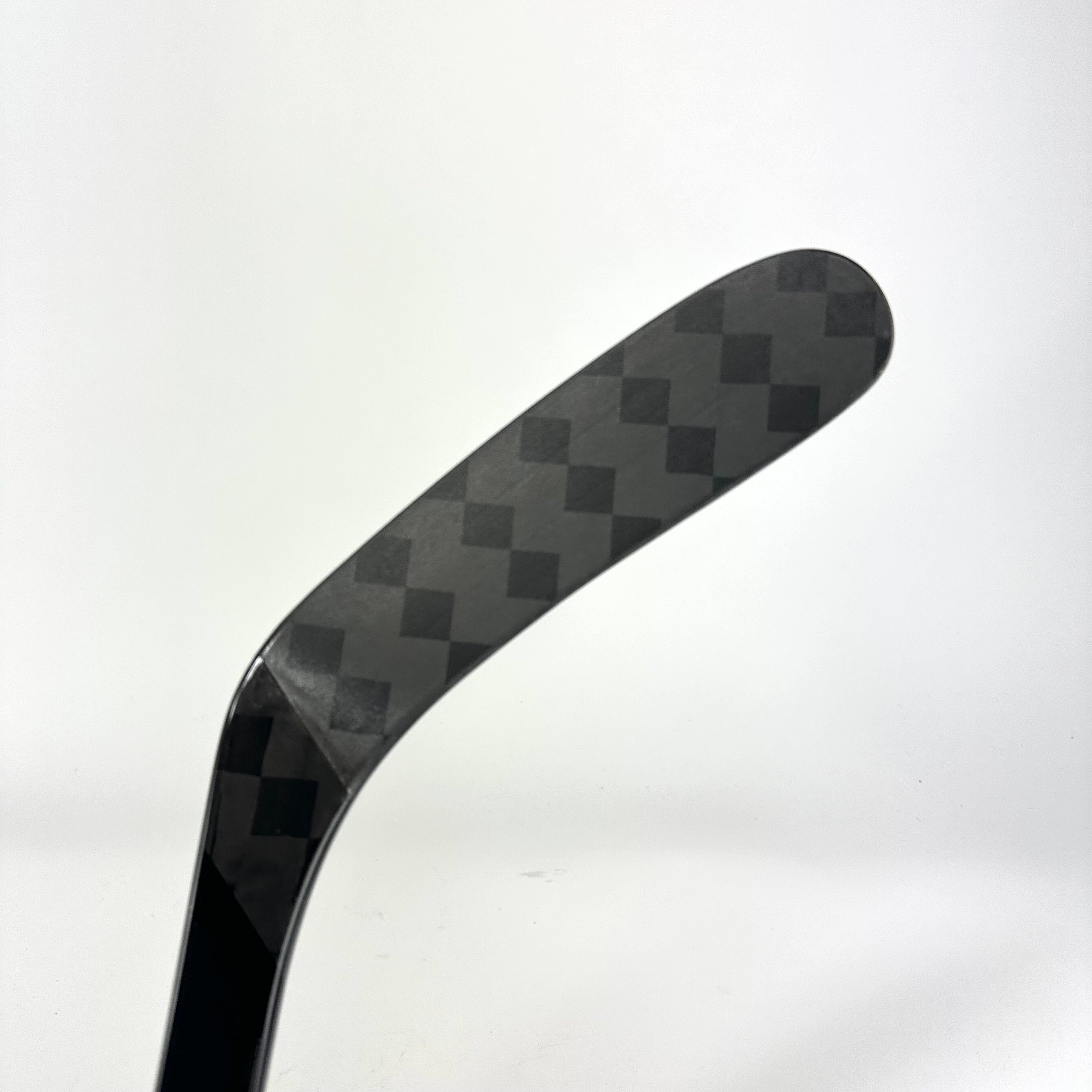 New Right CCM AS6 Pro | 65 Flex P46 Curve Non Grip | C25