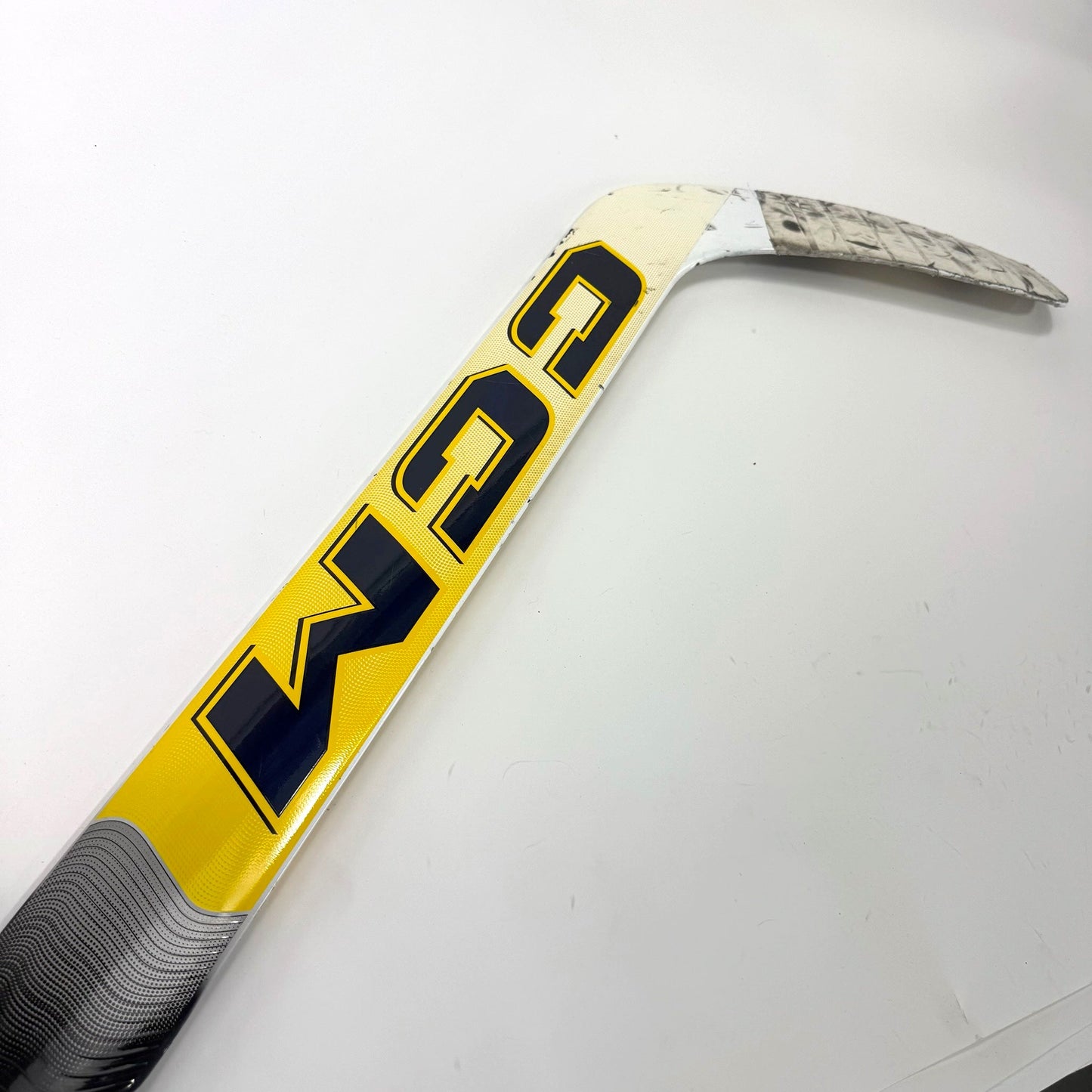 Used Regular Yellow CCM XF pro Goalie Stick | 26" Paddle Heel Curve | BH524