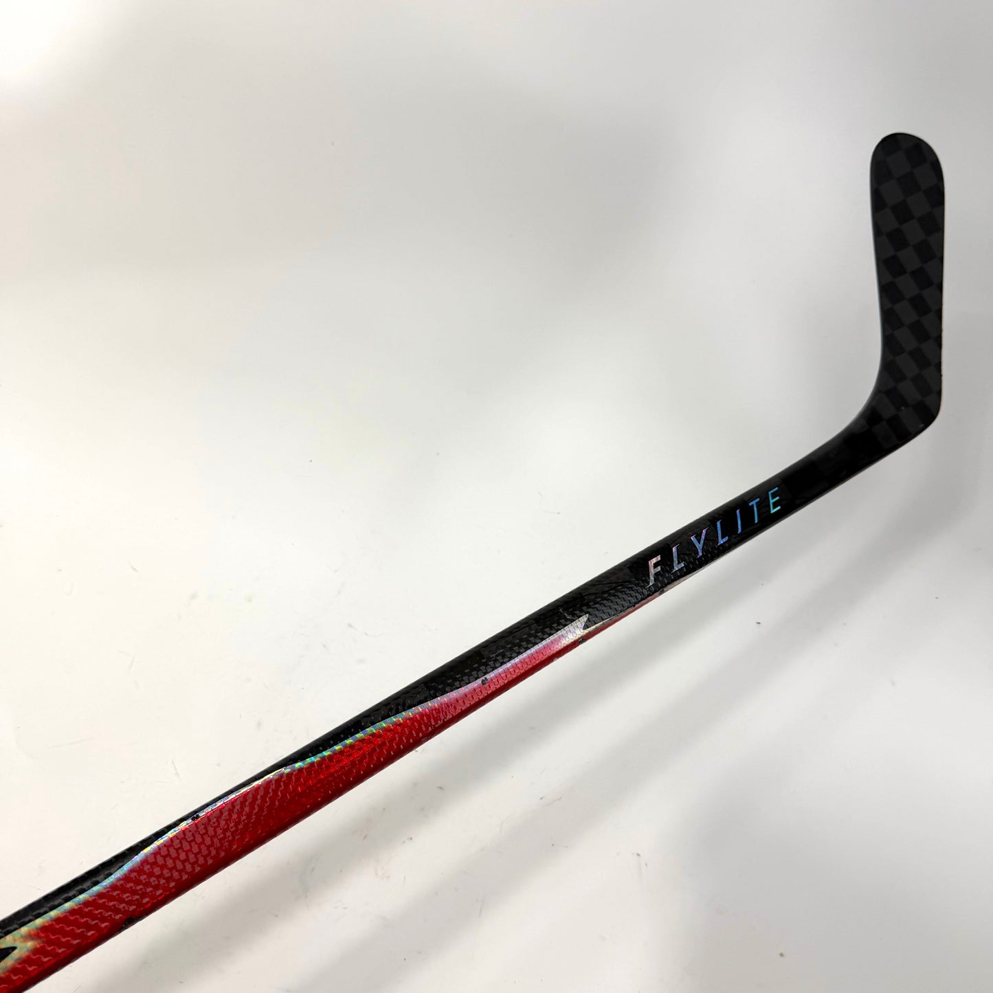 Used Left Red Bauer Vapor Flylite | 77 Flex P92 Curve Grip | A75