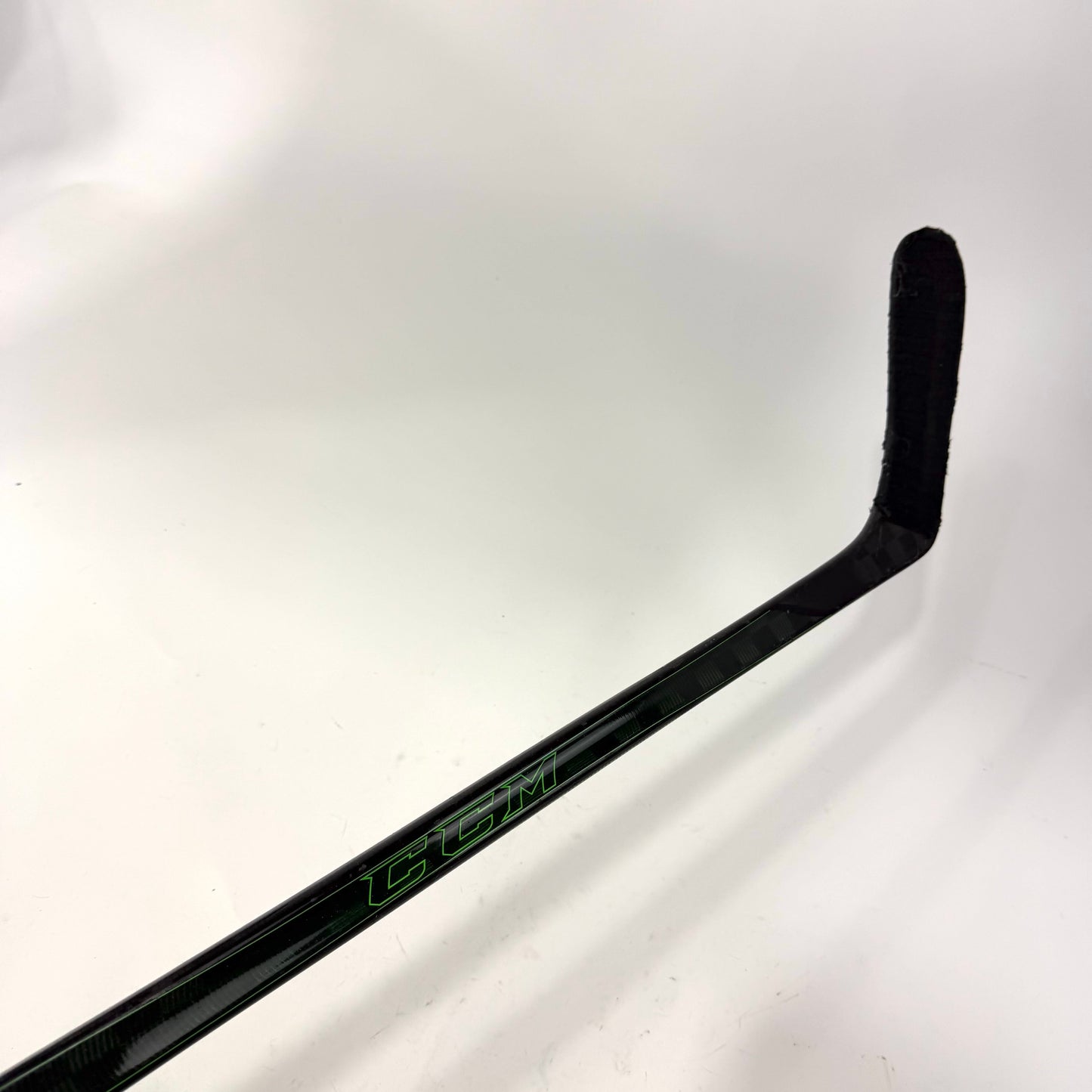 Used Left CCM Ribcor Trigger 5 Pro | 95 Flex Heel Curve Grip | R160