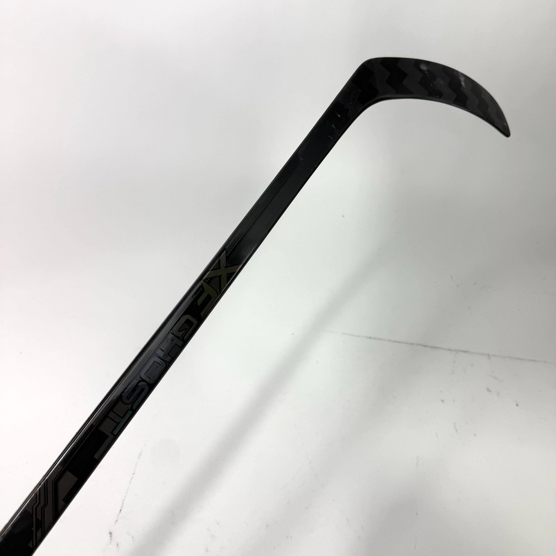 New Left Black CCM Tacks XF Ghost | 55 Flex P92 Curve Grip | J234 - Top Flight Hockey