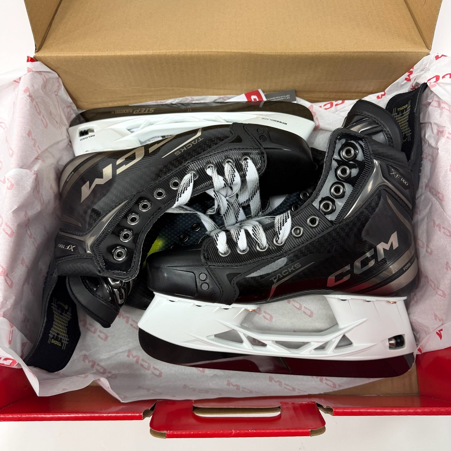 Brand New Retail CCM Tacks XF Pro Skates - Size 8 - Regular
