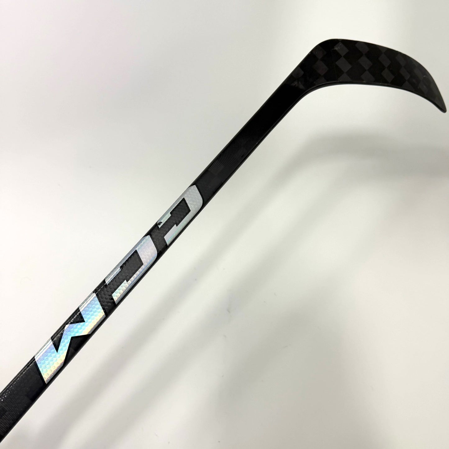Used Left Black CCM Jetspeed FT8 Pro | 75 Flex P28M Curve Grip | AB995