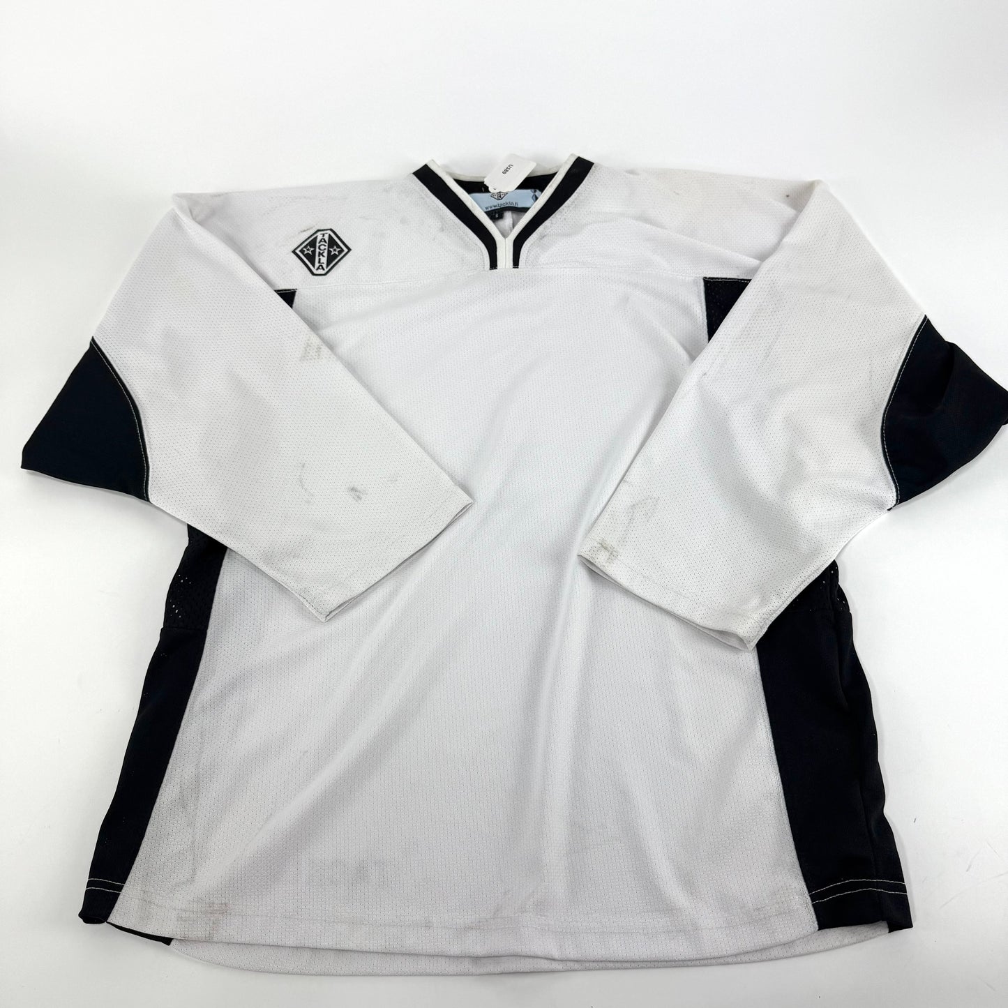 Used White Tackla Practice Jersey | Small | U189