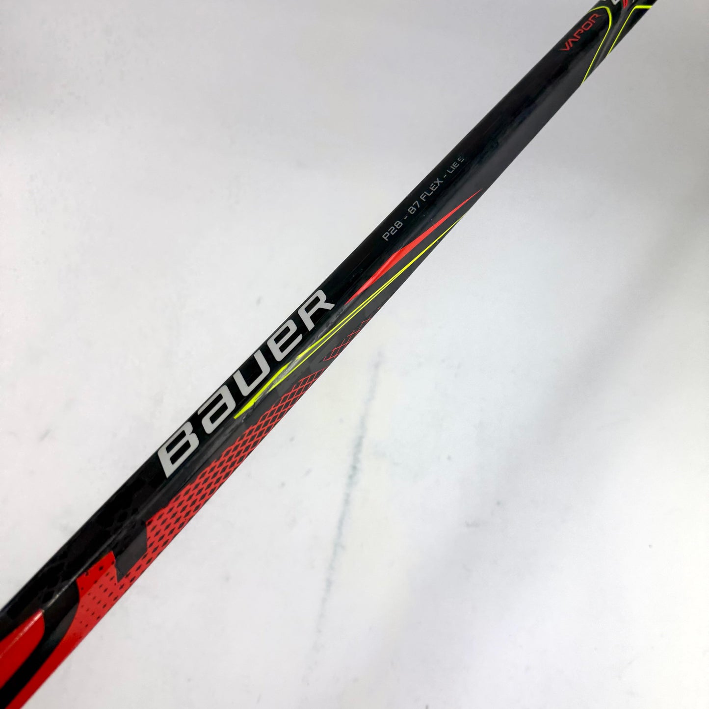 Used Left Bauer Vapor 2x Pro | 87 Flex P28 Curve Grip | J451
