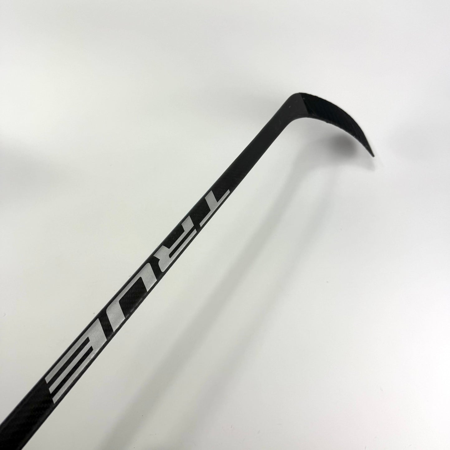 Used Left True XC9 | 75 Flex P90 Curve Grip | L455
