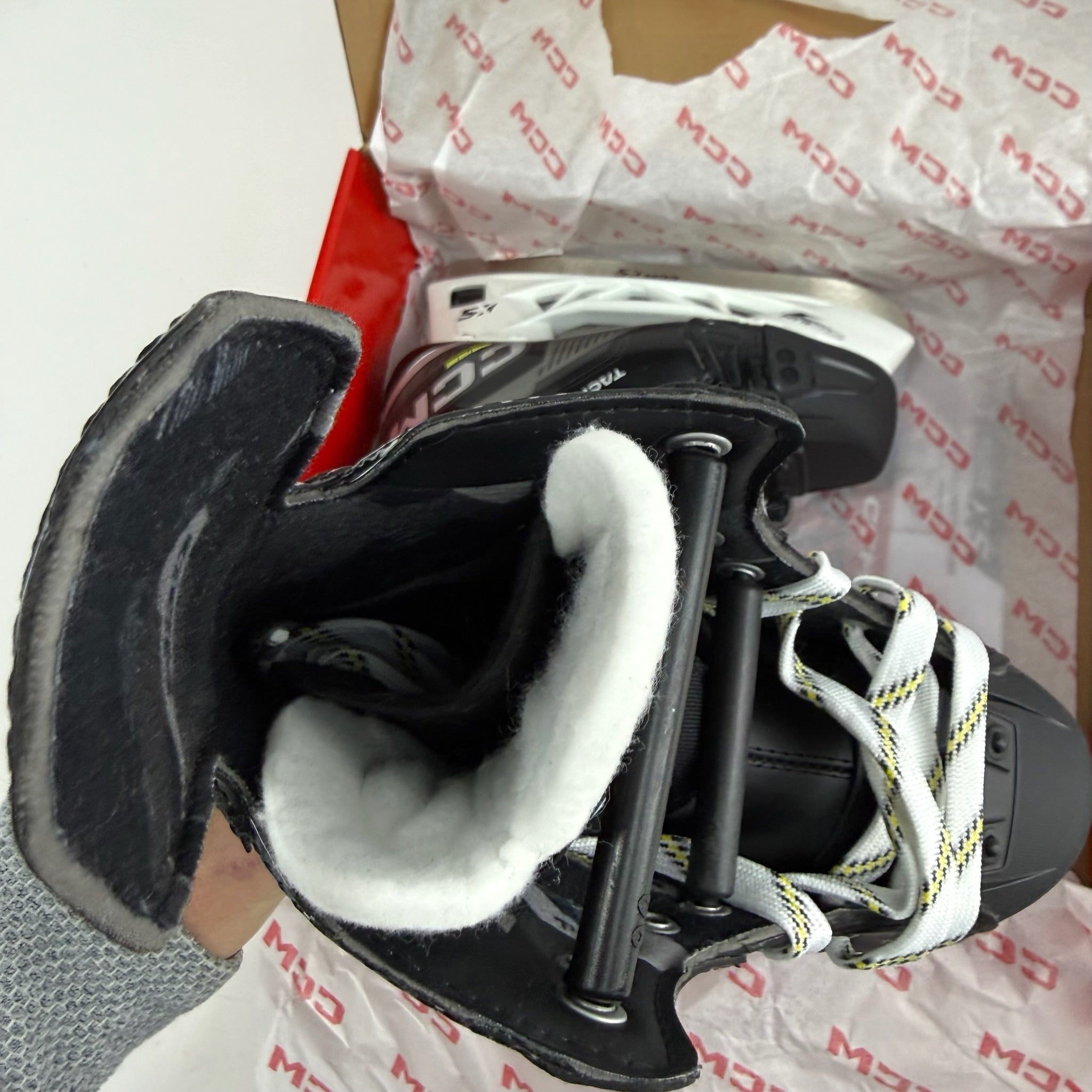 New CCM Tacks AS580 Skates | Jr 1.5-2.5 R | J720 - Top Flight Hockey