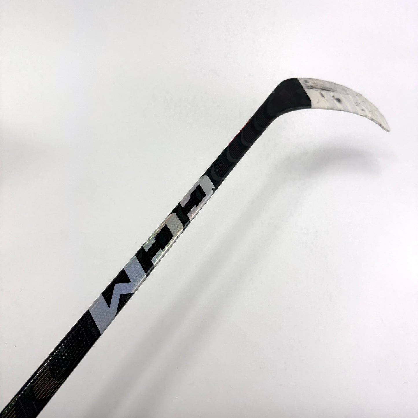 Used Left Chrome CCM Jetspeed FT5 Pro | 85 Flex P90M Curve Grip | U138 - Top Flight Hockey