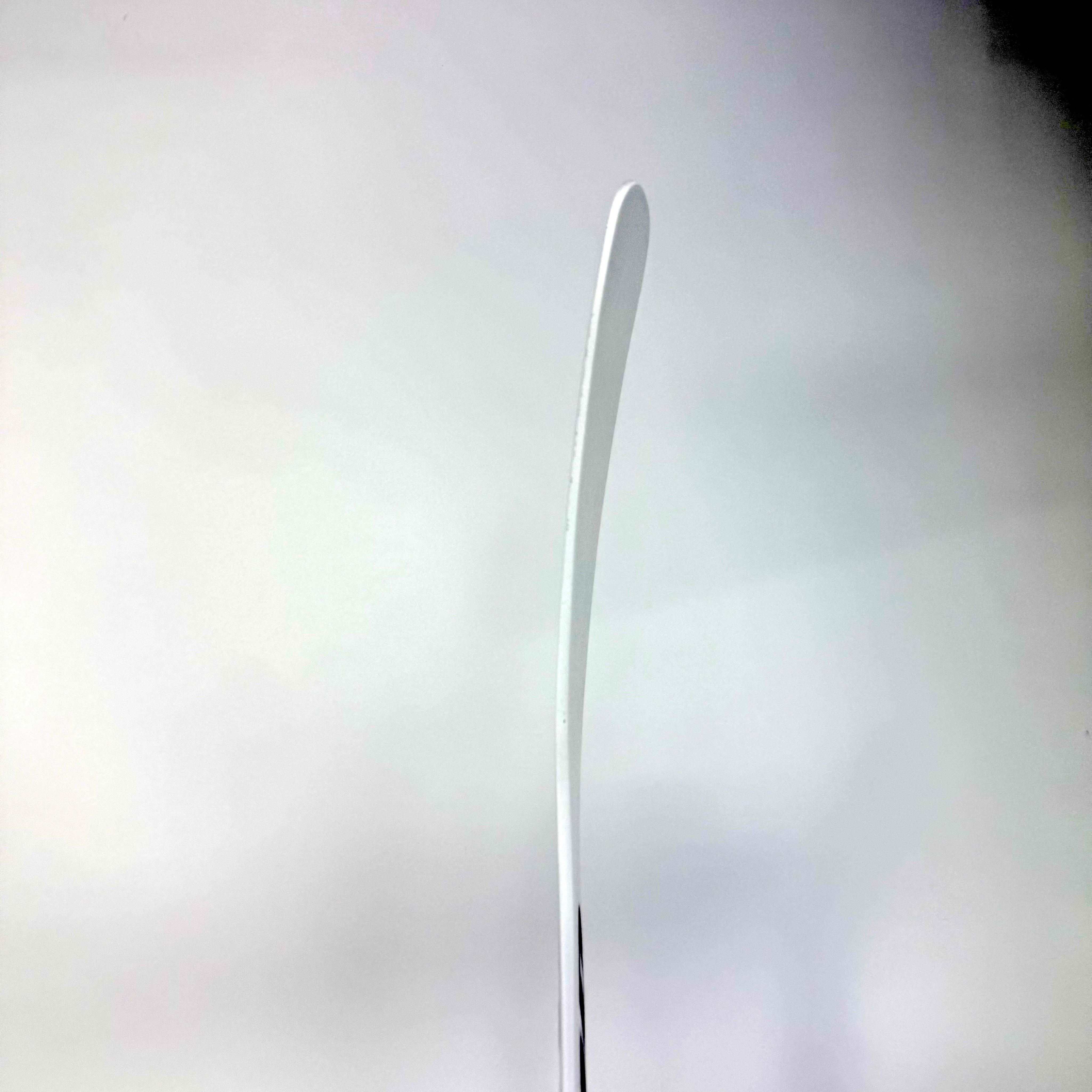 New Regular Warrior Ritual V2 Pro+ | 25" Heel Curve | Muse | U68 - Top Flight Hockey