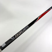 Used Left Red Bauer Flylite | 77 Flex P28M Curve Grip | A469 - Top Flight Hockey
