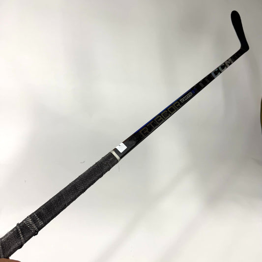 Used Left CCM Ribcor Trigger 9 Pro | 75 Flex P28 Curve Grip | AB735