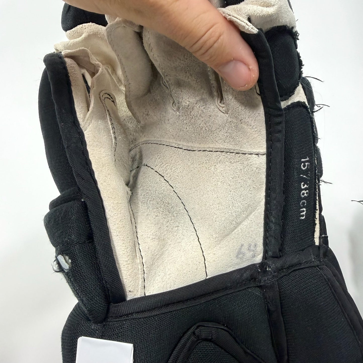 Used Black Reebok Pro Gloves | 15" | AB798