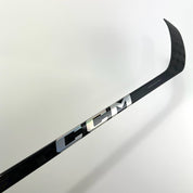 New Right CCM Ribcore Trigger 7 Pro | 80 Flex Mackinnon Curve Grip | Chmelevski | C171