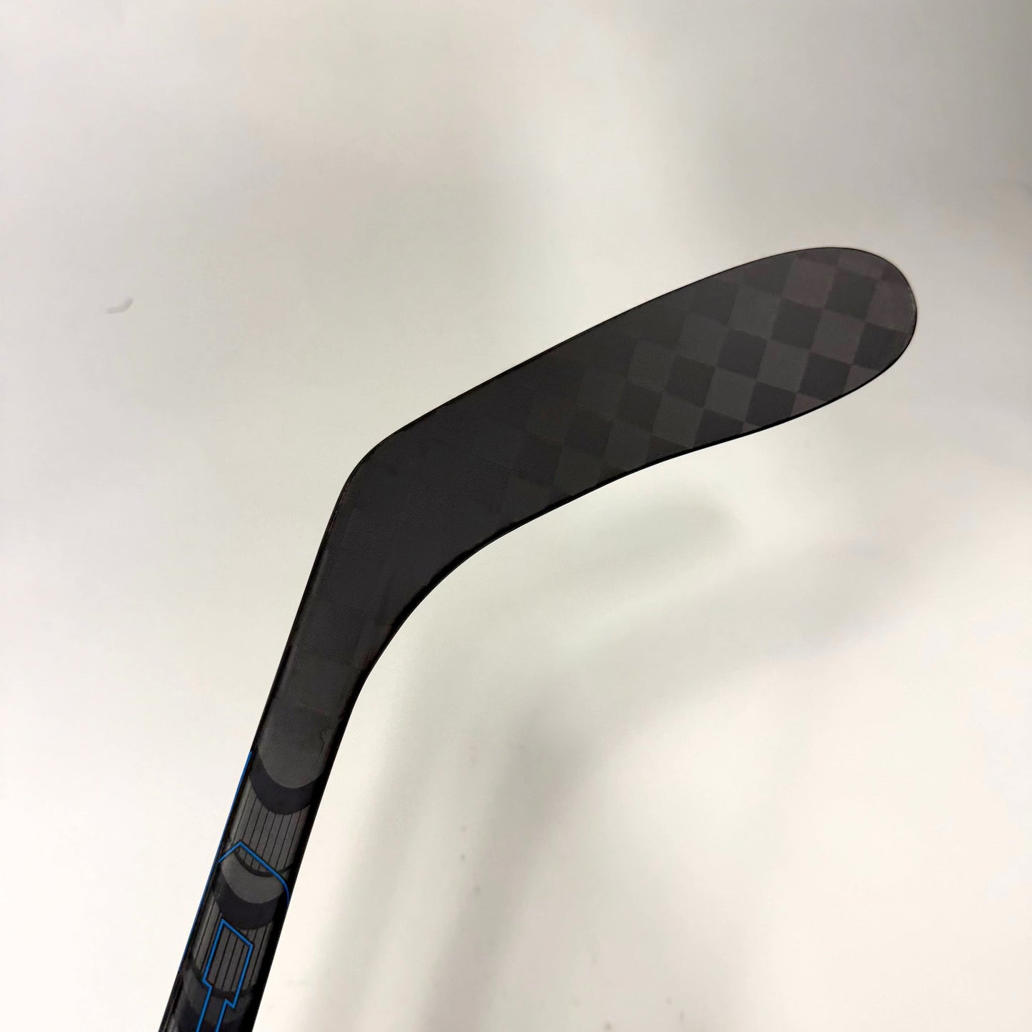 New Right CCM Jetspeed Youth Stick | 30 Flex P28 Curve Grip