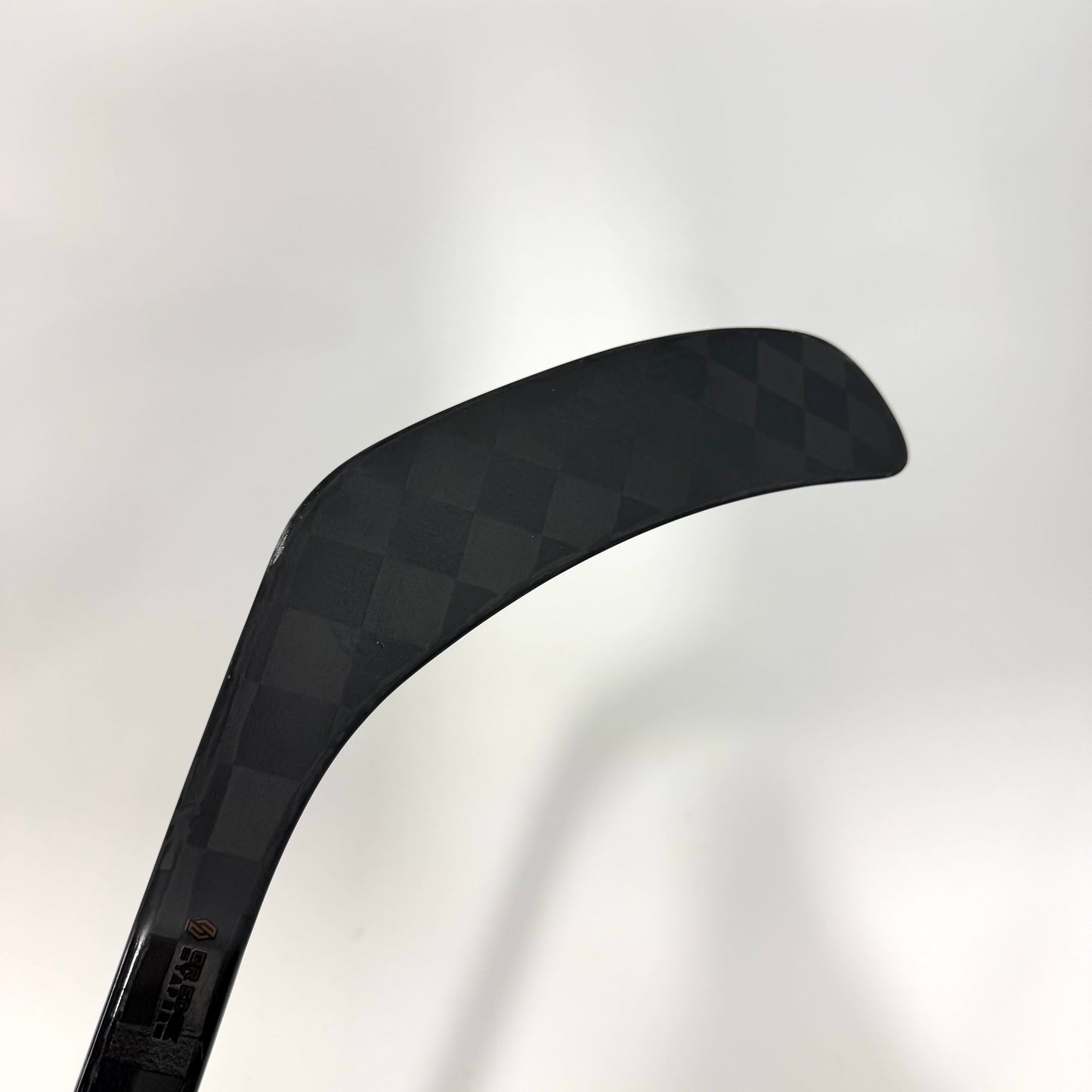 New Left Warrior Covert QR6 Pro | 85 Flex P92M Curve Grip | AB917
