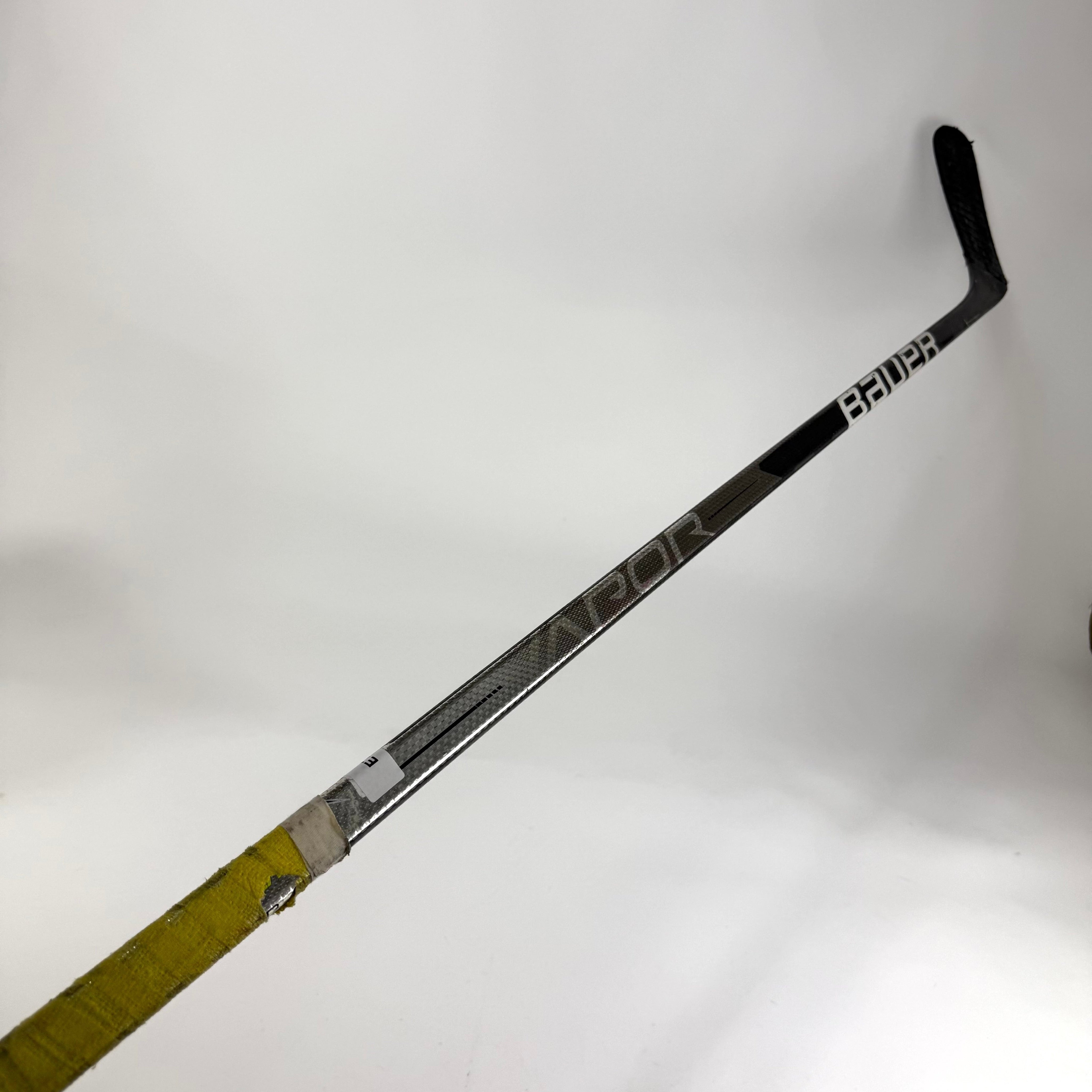 Used Left Silver Bauer Vapor Hyperlite | 77 Flex P92M Curve Grip | E758 - Top Flight Hockey
