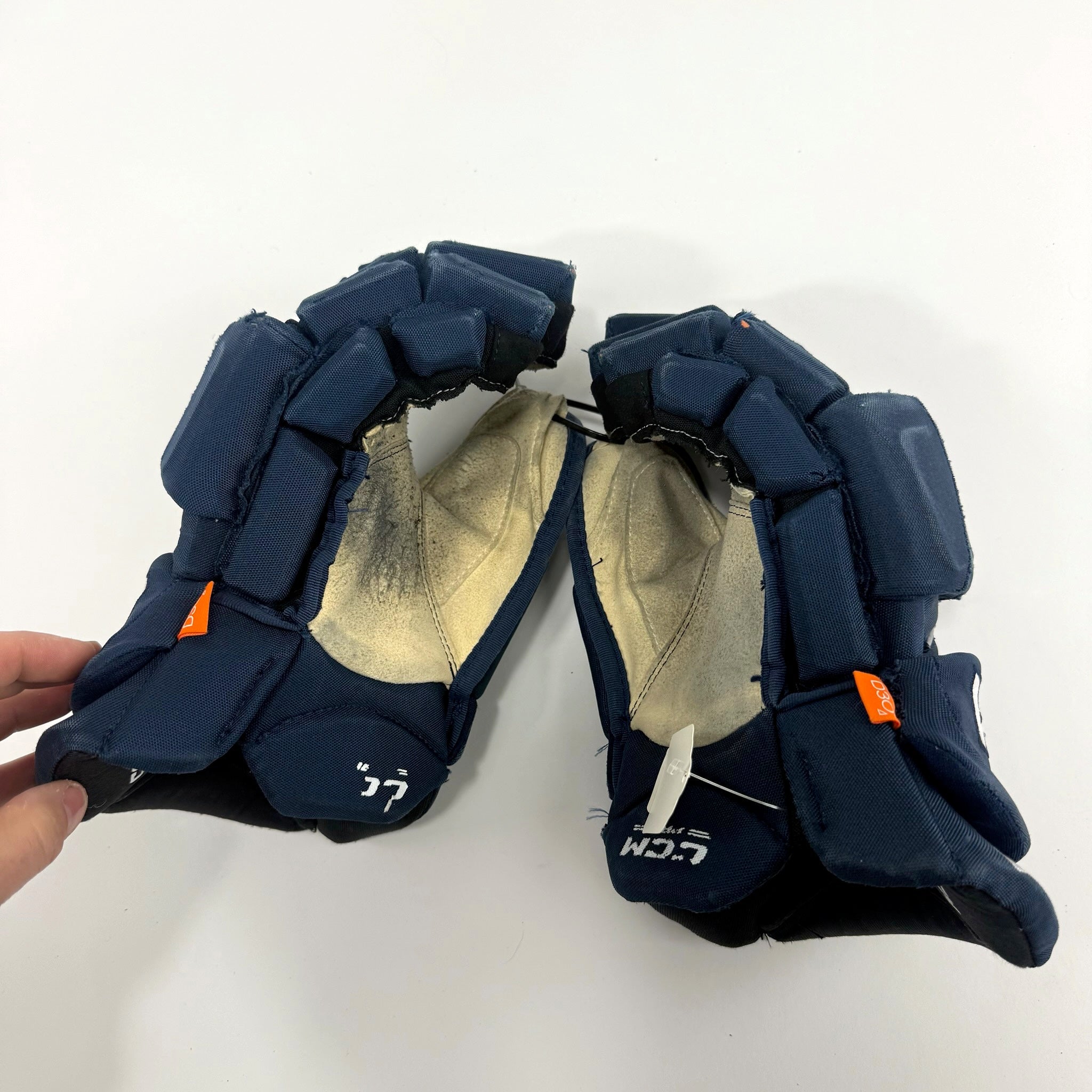 Used Navy CCM Jetspeed Pro Gloves | 15" | D352