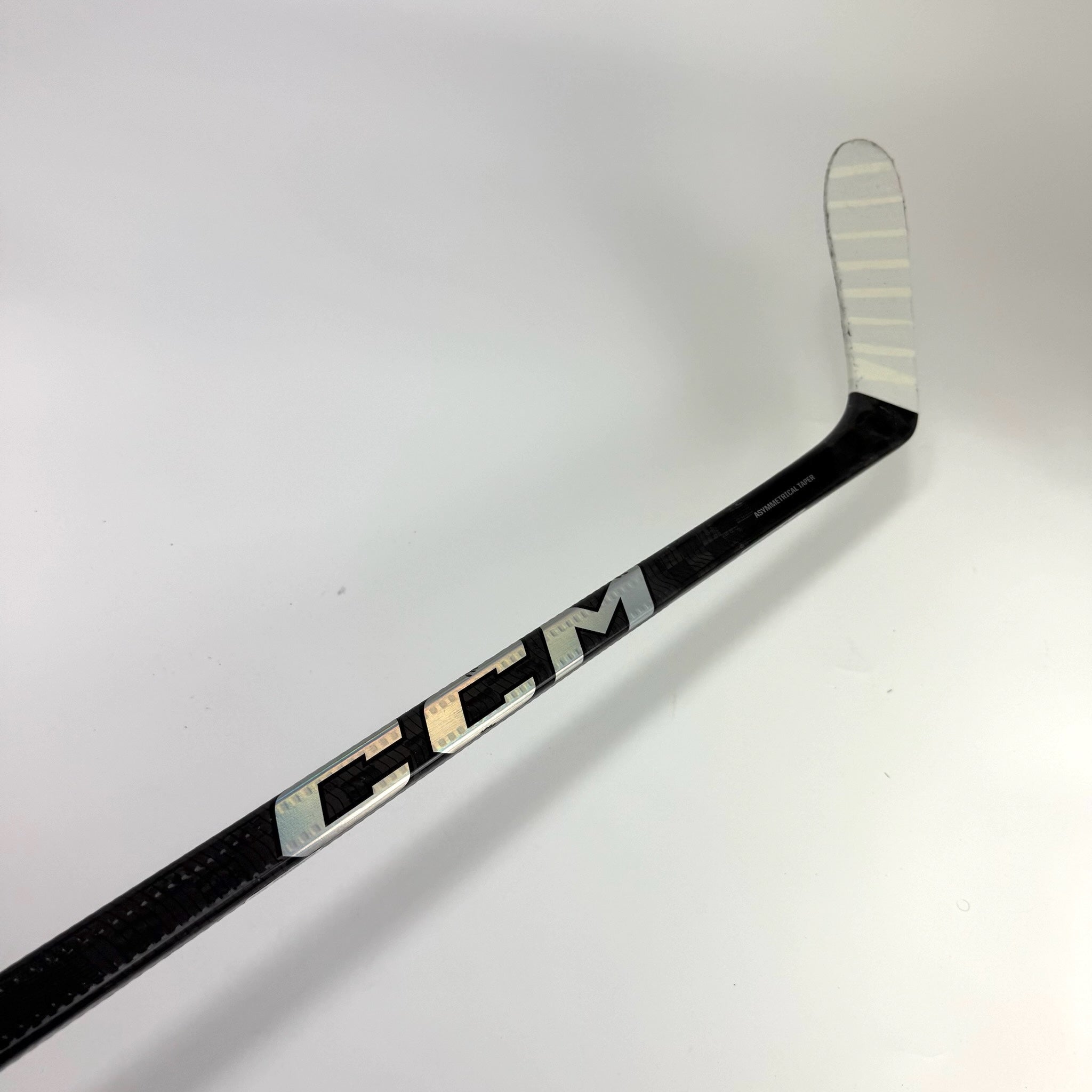 Used Left CCM Ribcor Trigger 8 Pro | 85 Flex Kucherov Pro Curve Grip | F355 - Top Flight Hockey