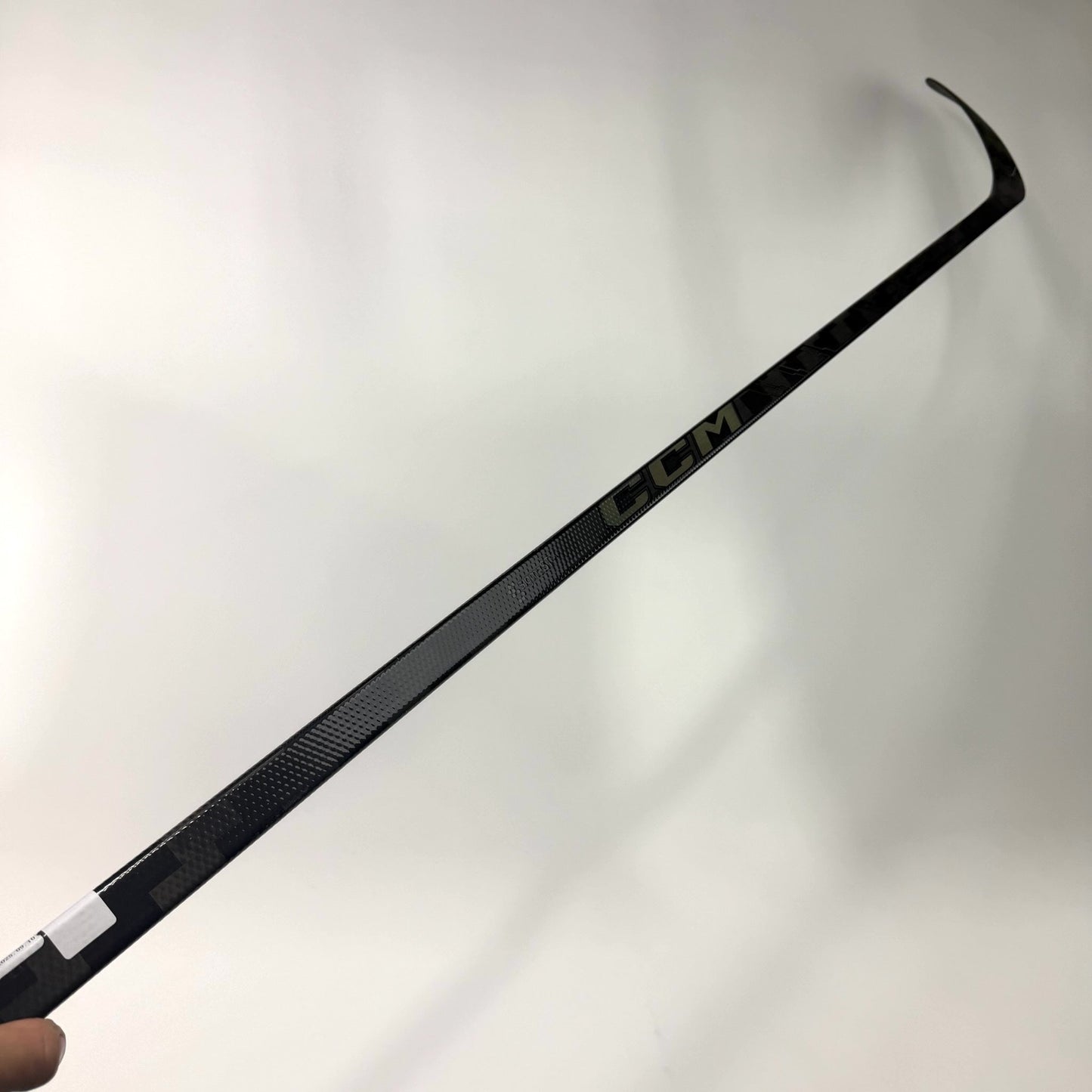 New Right CCM Tacks XF Ghost | 85 Flex P90T Curve Grip | AB972 - Top Flight Hockey