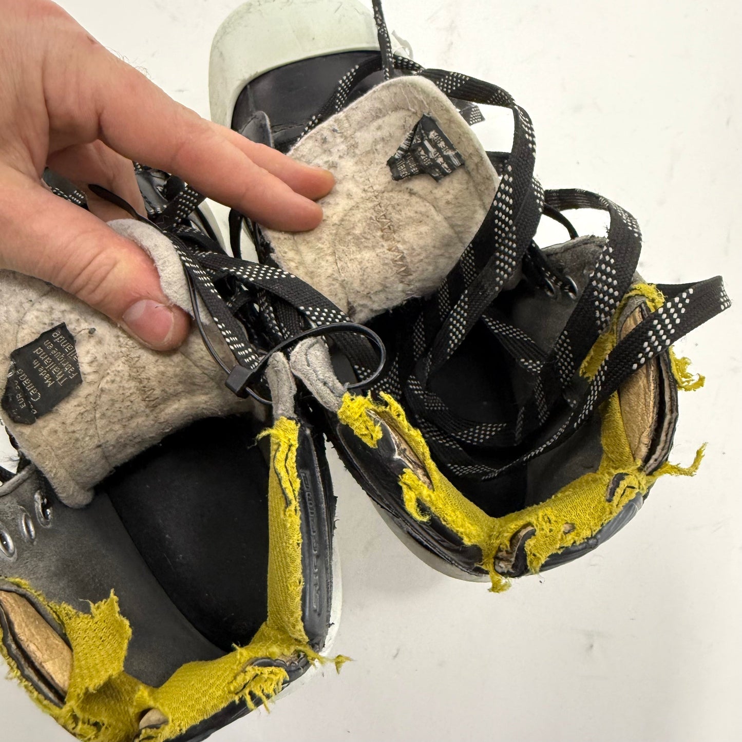 Used Bauer Supreme One60 Goalie Skates | Size 3 | A68