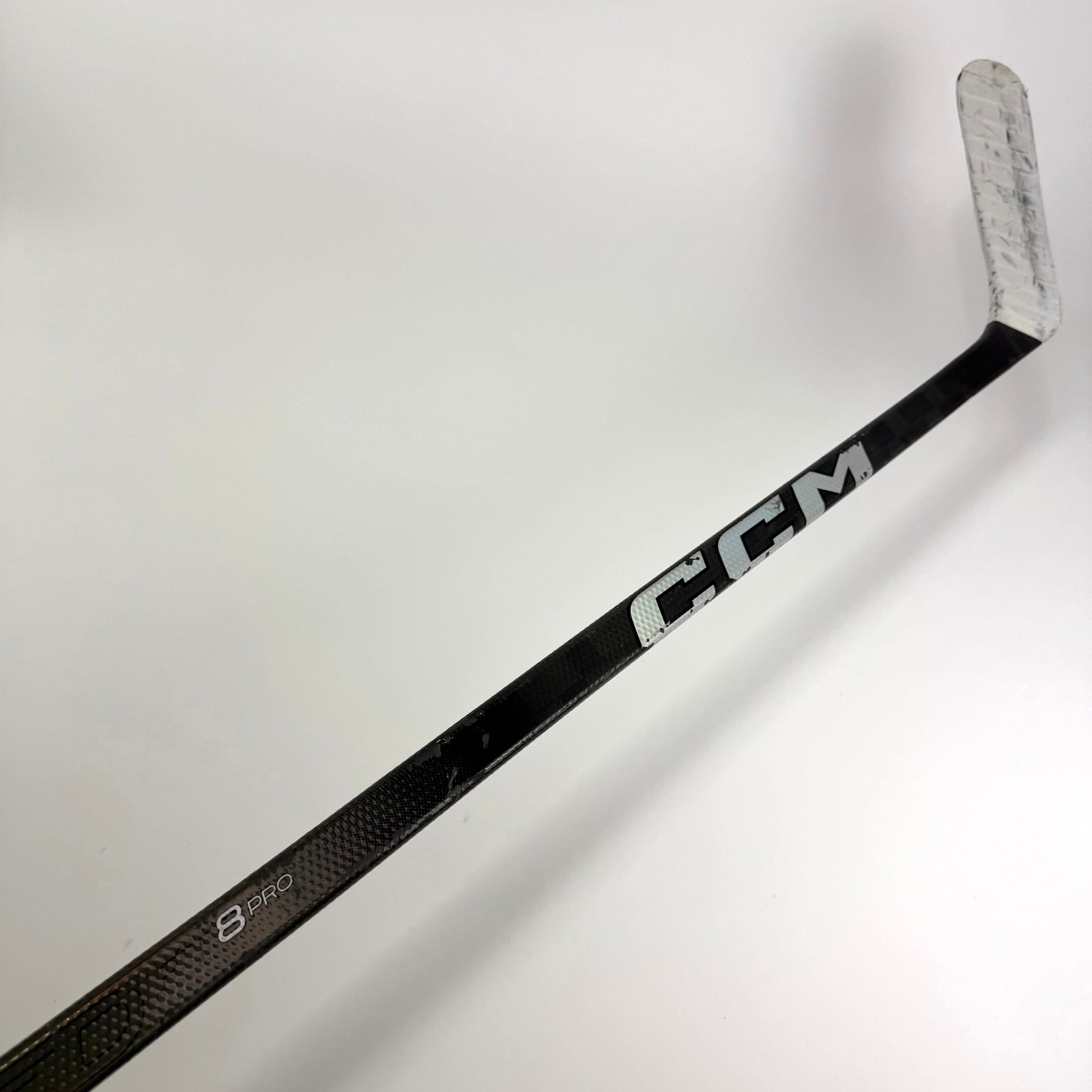 Used Left Black CCM Jetpseed FT8 Pro | 85 Flex P92M Curve Grip | A481 - Top Flight Hockey