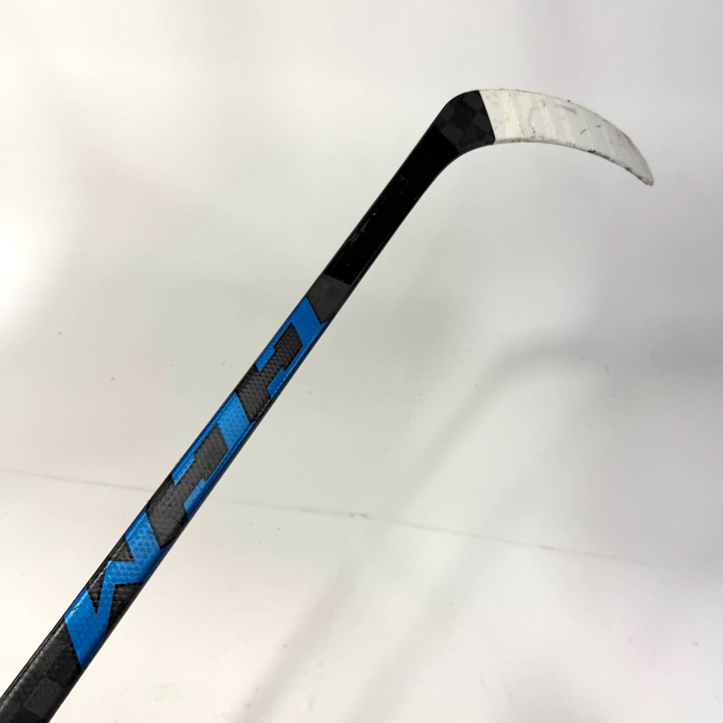 Used Left Blue Austin Matthews CCM Jetspeed FT4 Pro | 80 Flex P92 Curve Grip | AB554