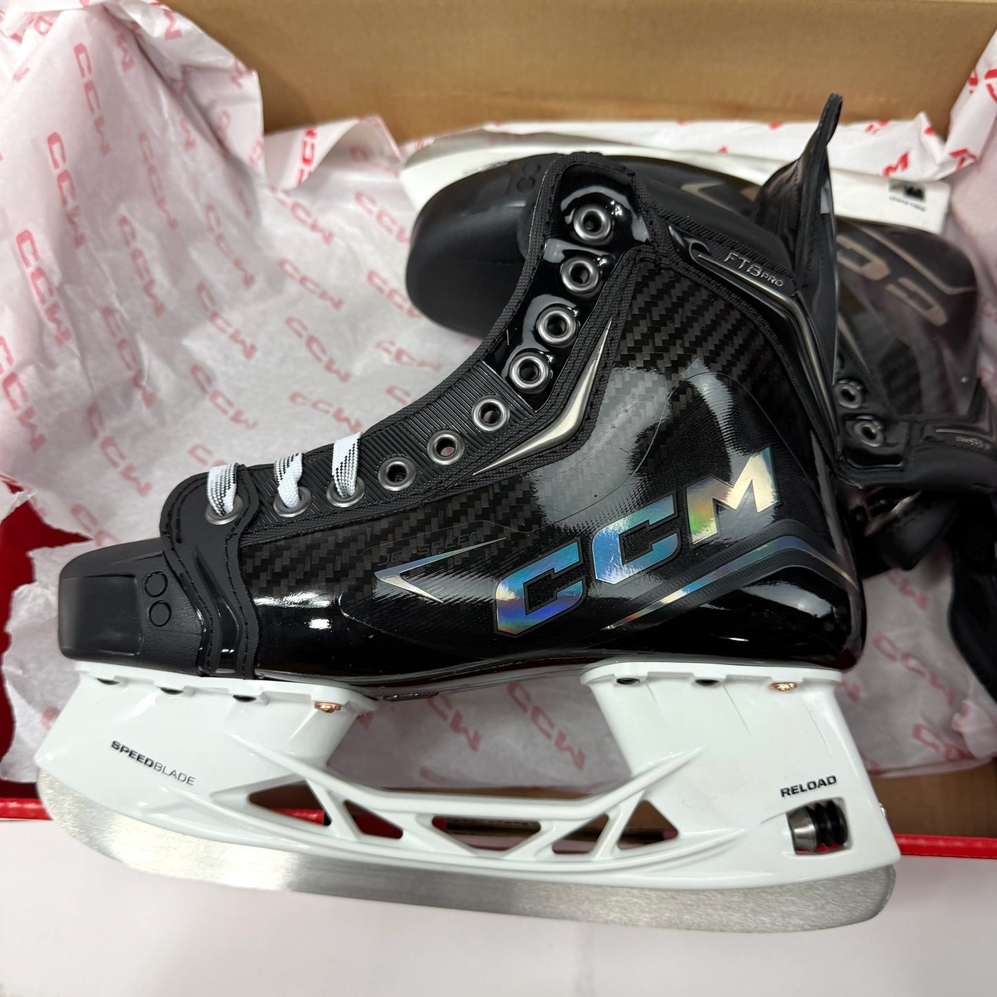 Brand New Total Custom CCM Jetspeed FT8 Pro Skates - Size 6 - Regular
