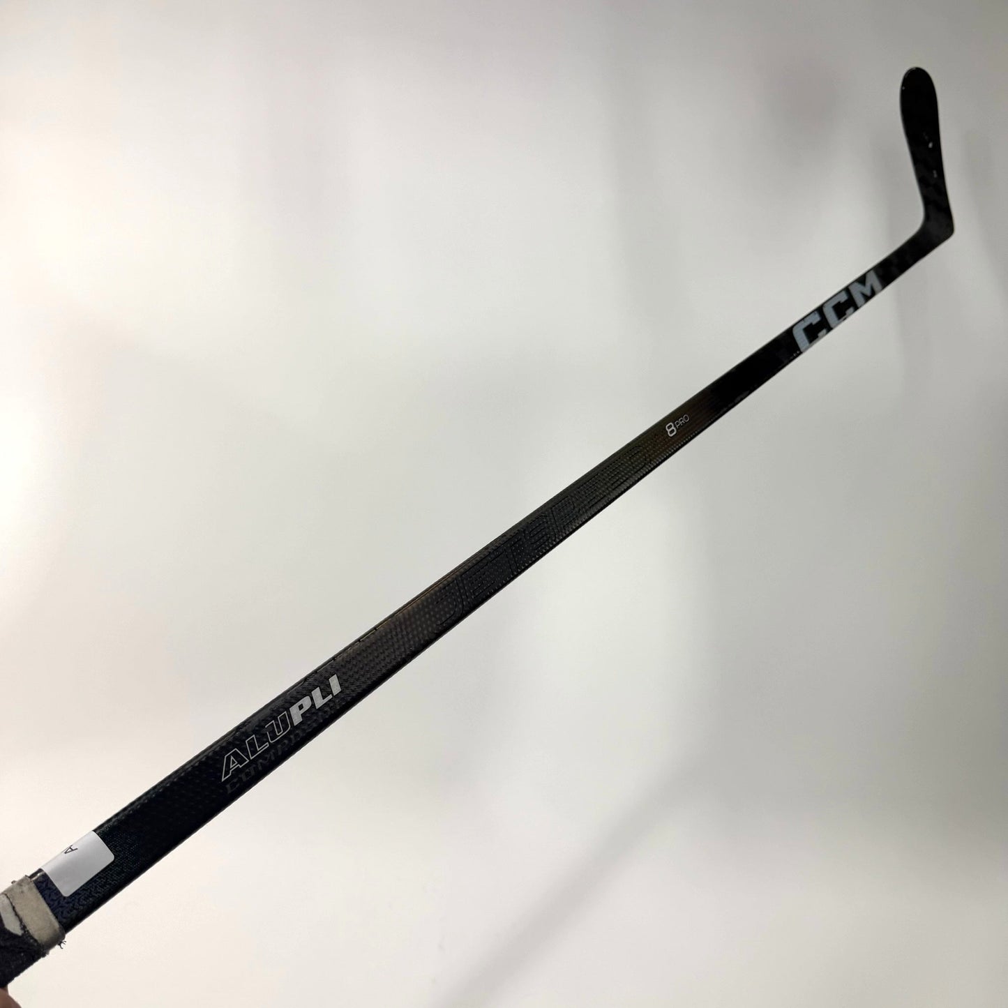 Used Left Black CCM Jetspeed FT8 Pro | 70 Flex P28 Curve Grip | AB989