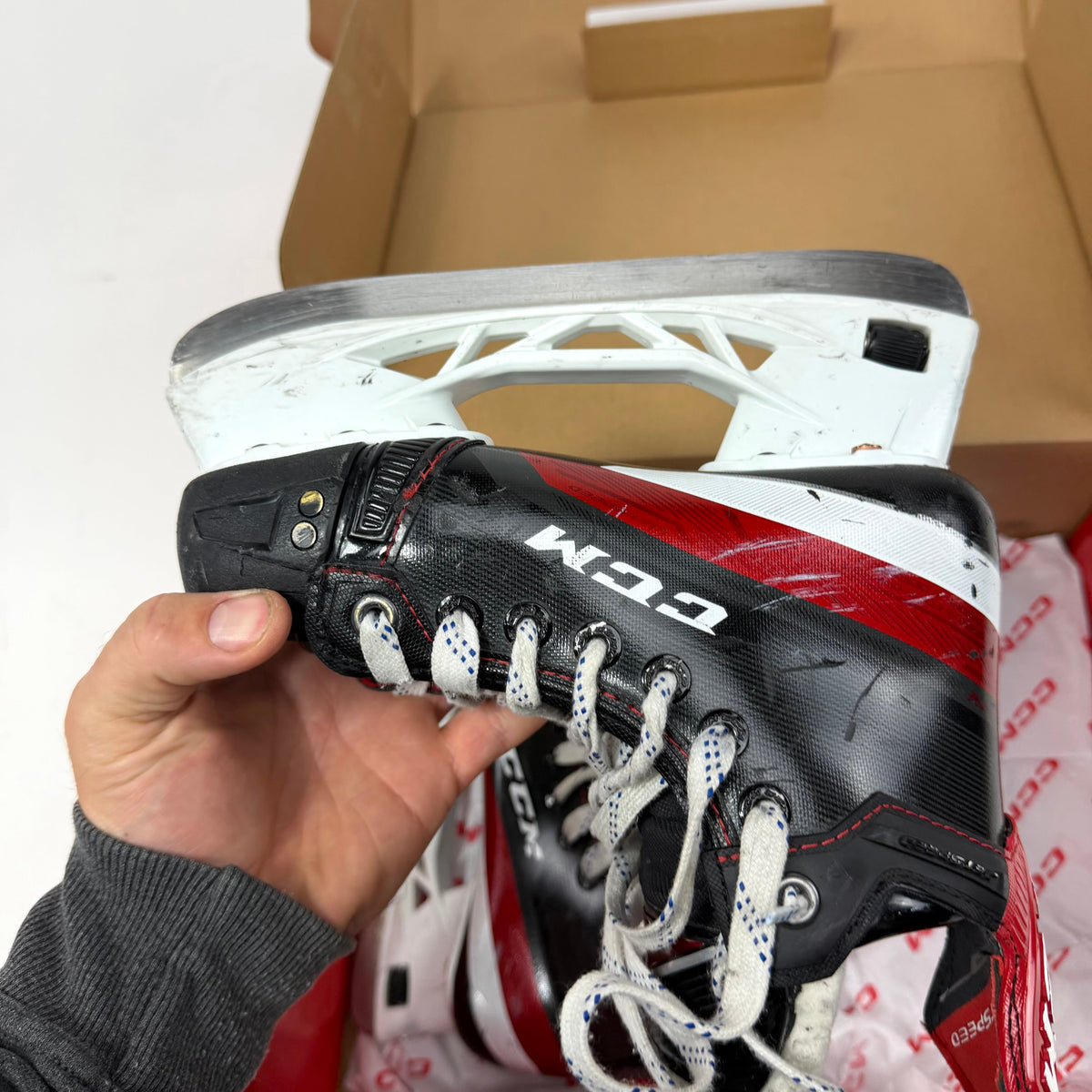 Used CCM Jetspeed FT4 Skates | Size 1 R - Top Flight Hockey