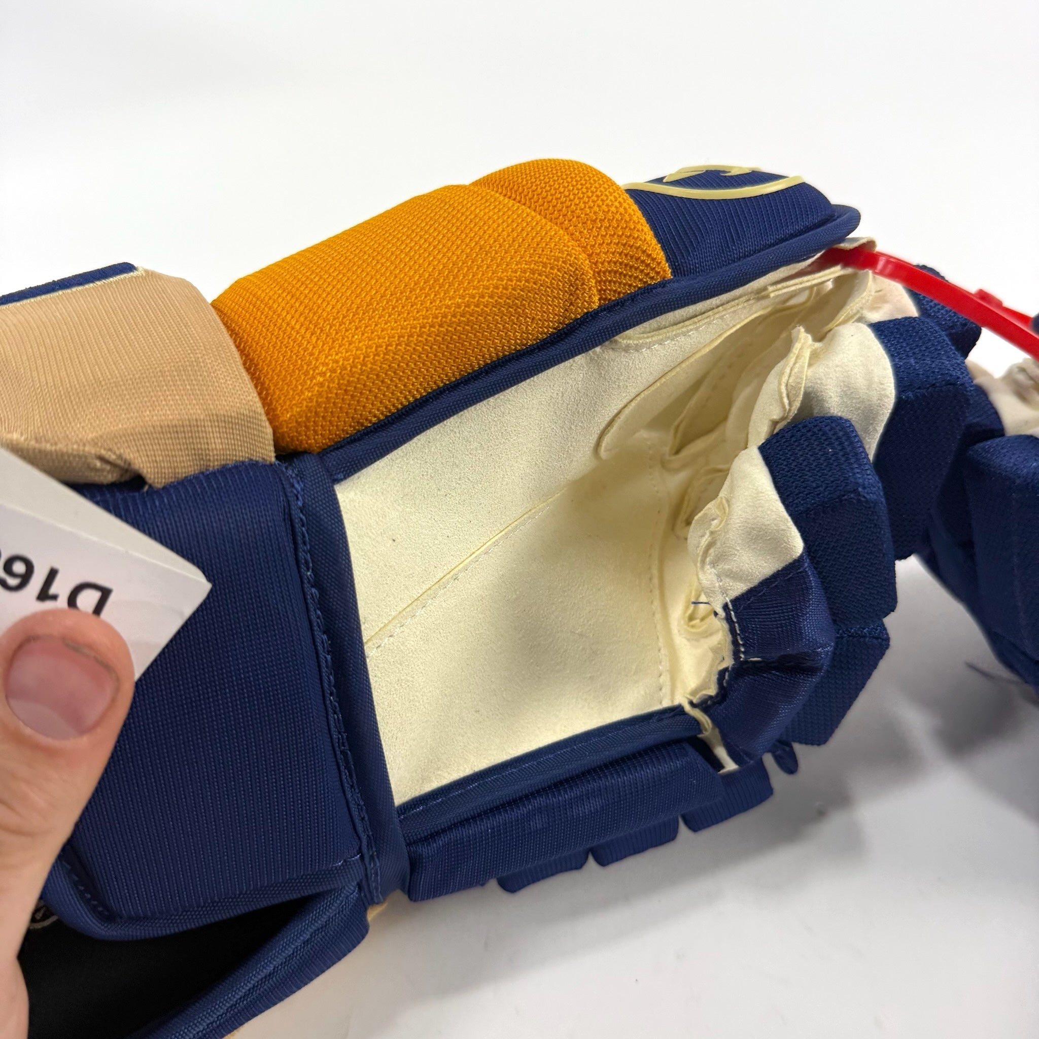 New STL Blues Winter Classic Warrior Alpha DX Pro Gloves | 14" | Suter | D163 - Top Flight Hockey