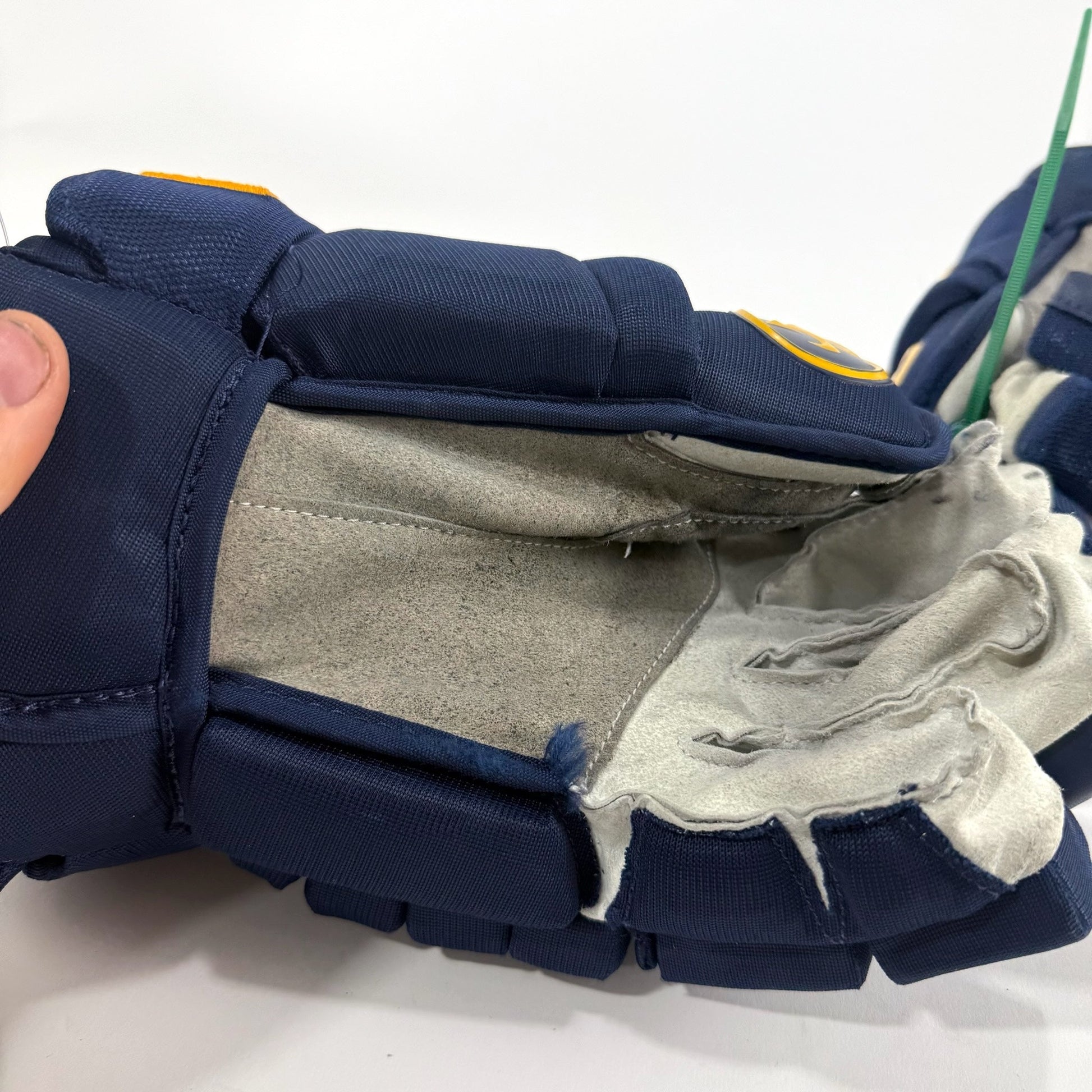Used Navy STL Blues Warrior Alpha DX Pro Gloves | 14" | Babcock | D96 - Top Flight Hockey