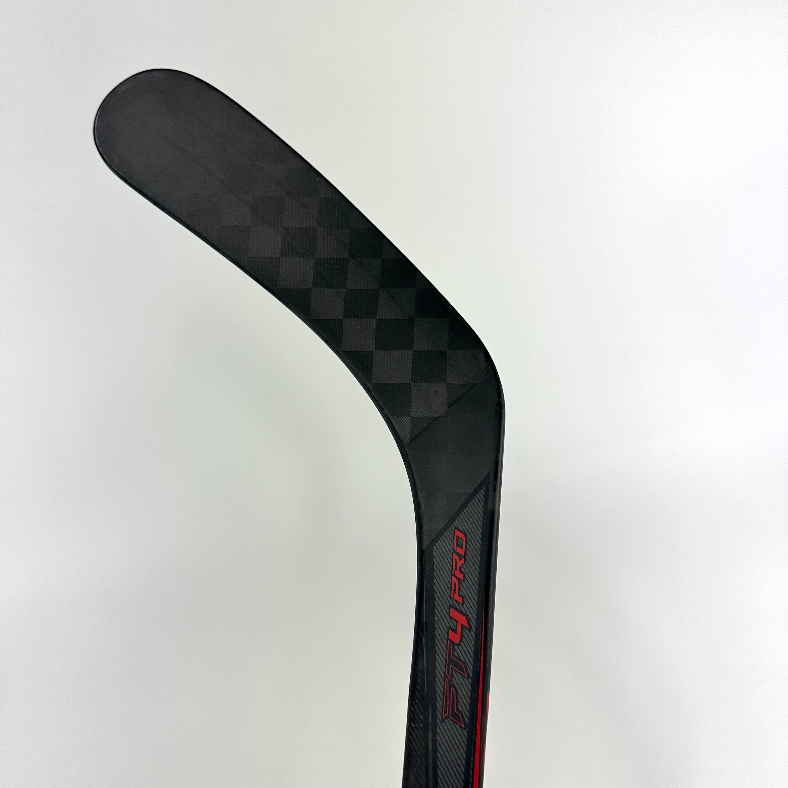 New Left CCM Jetspeed FT4 Pro | P90 Curve 80 Flex Grip | Okhotiuk | M644