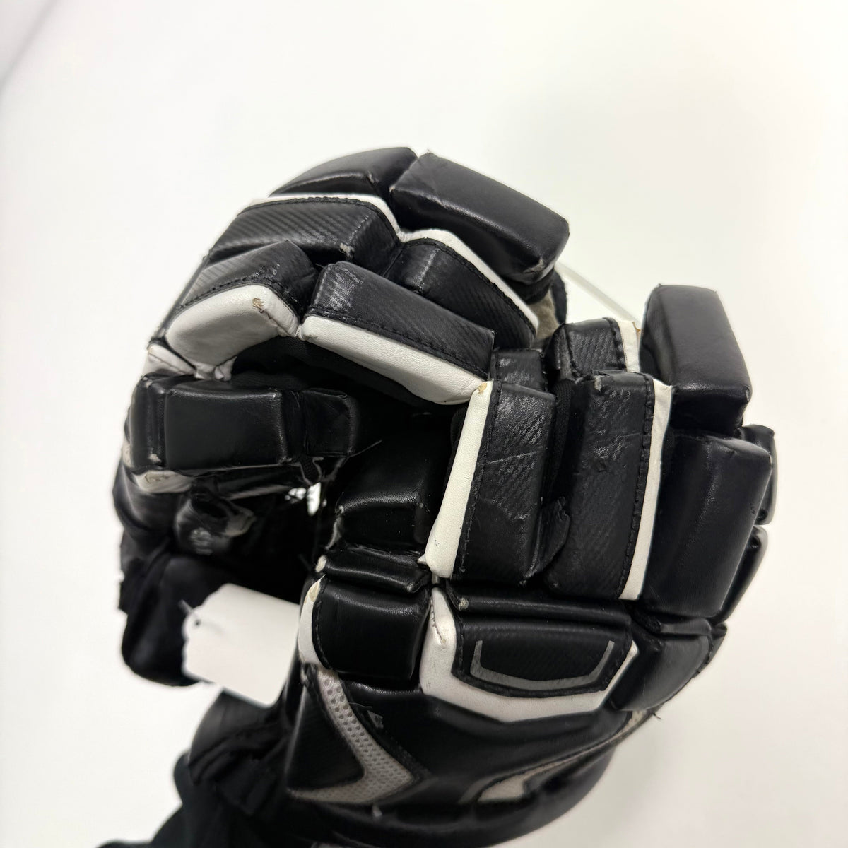 Used Black and White CCM Vector V5.0 Gloves | 14" | #A76 - Top Flight Hockey