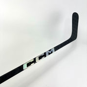 New Left CCM Jetspeed FT5 Pro | 75 Flex P90 Curve Grip | K430