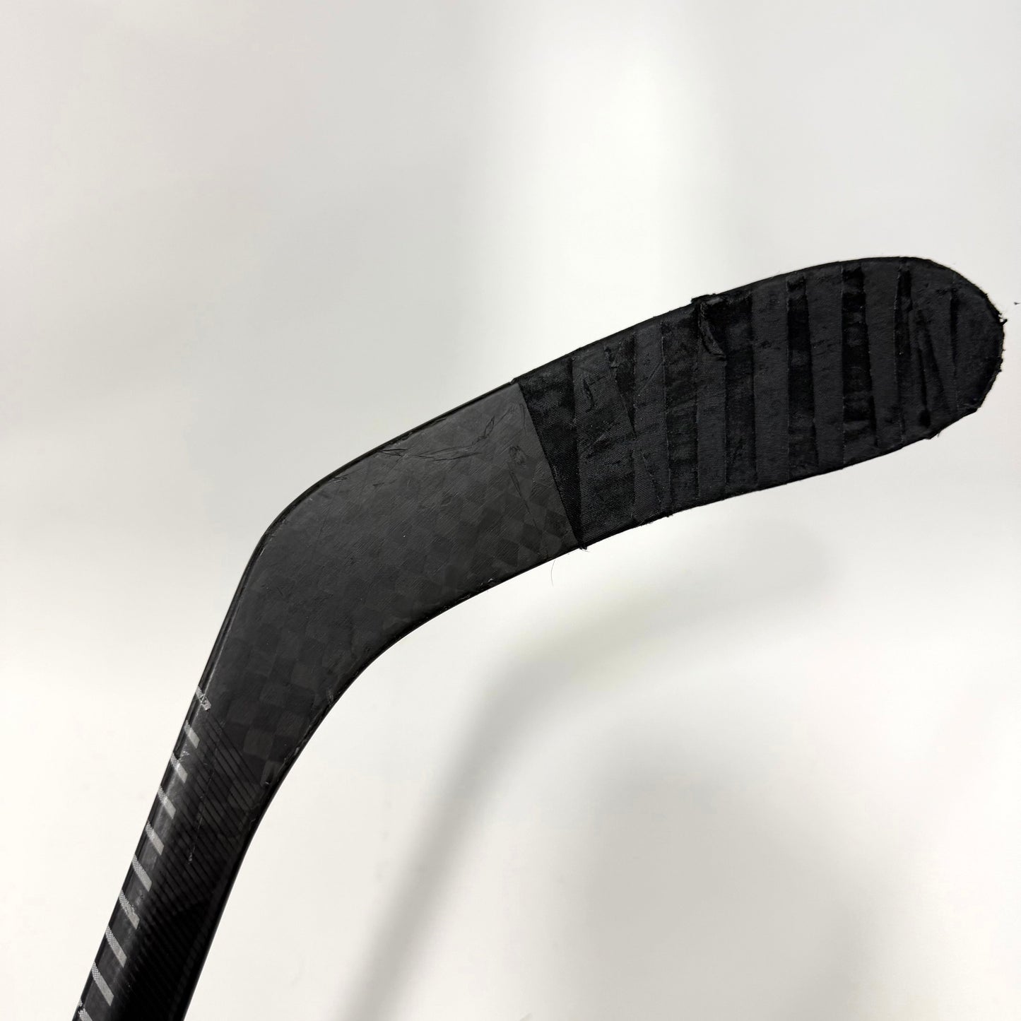 Used Right Warrior Covert QR5 Team | 55 Flex W28 Curve Grip | AB927